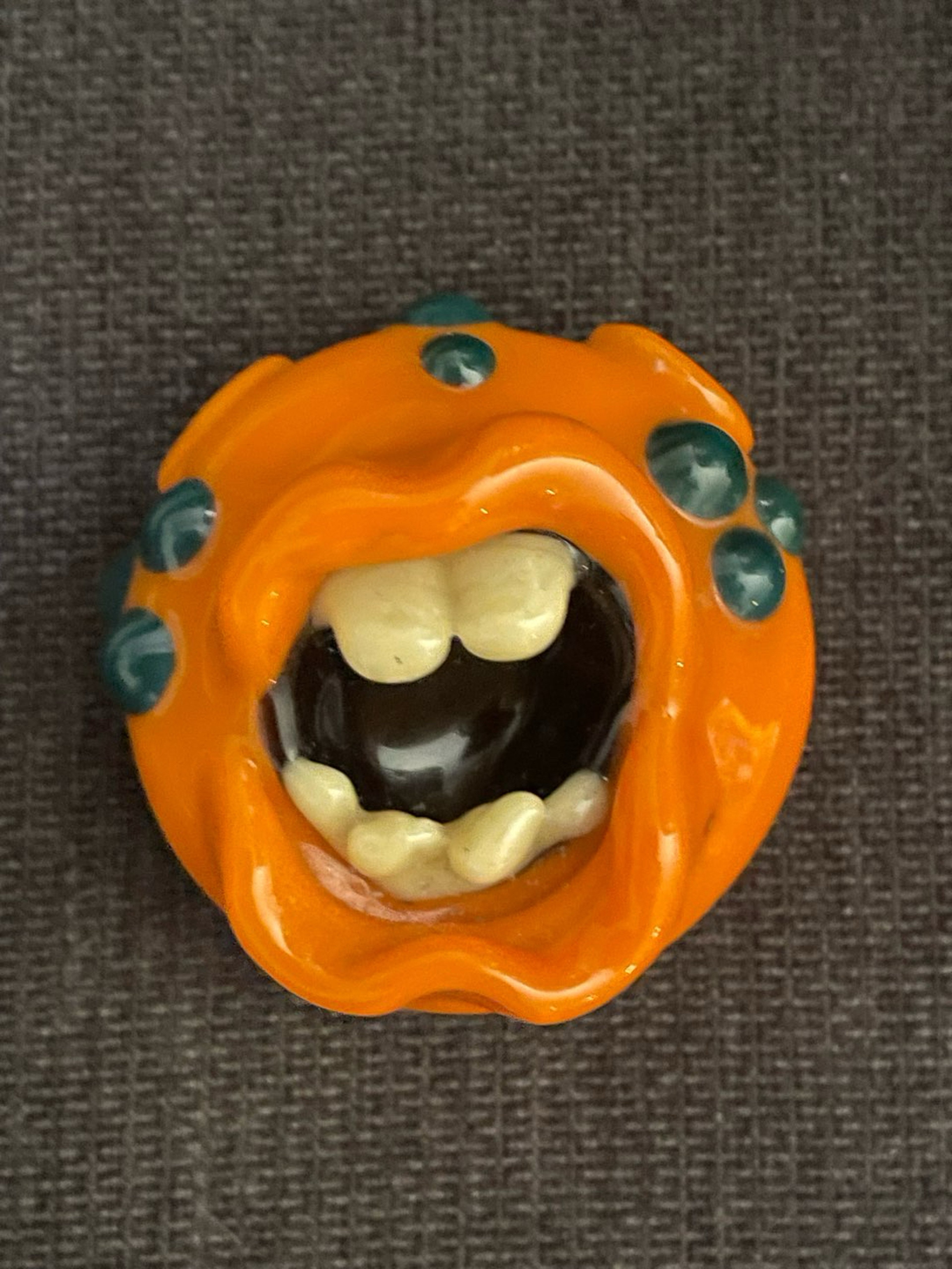 Preview pic of Hoodrattshit Pendy