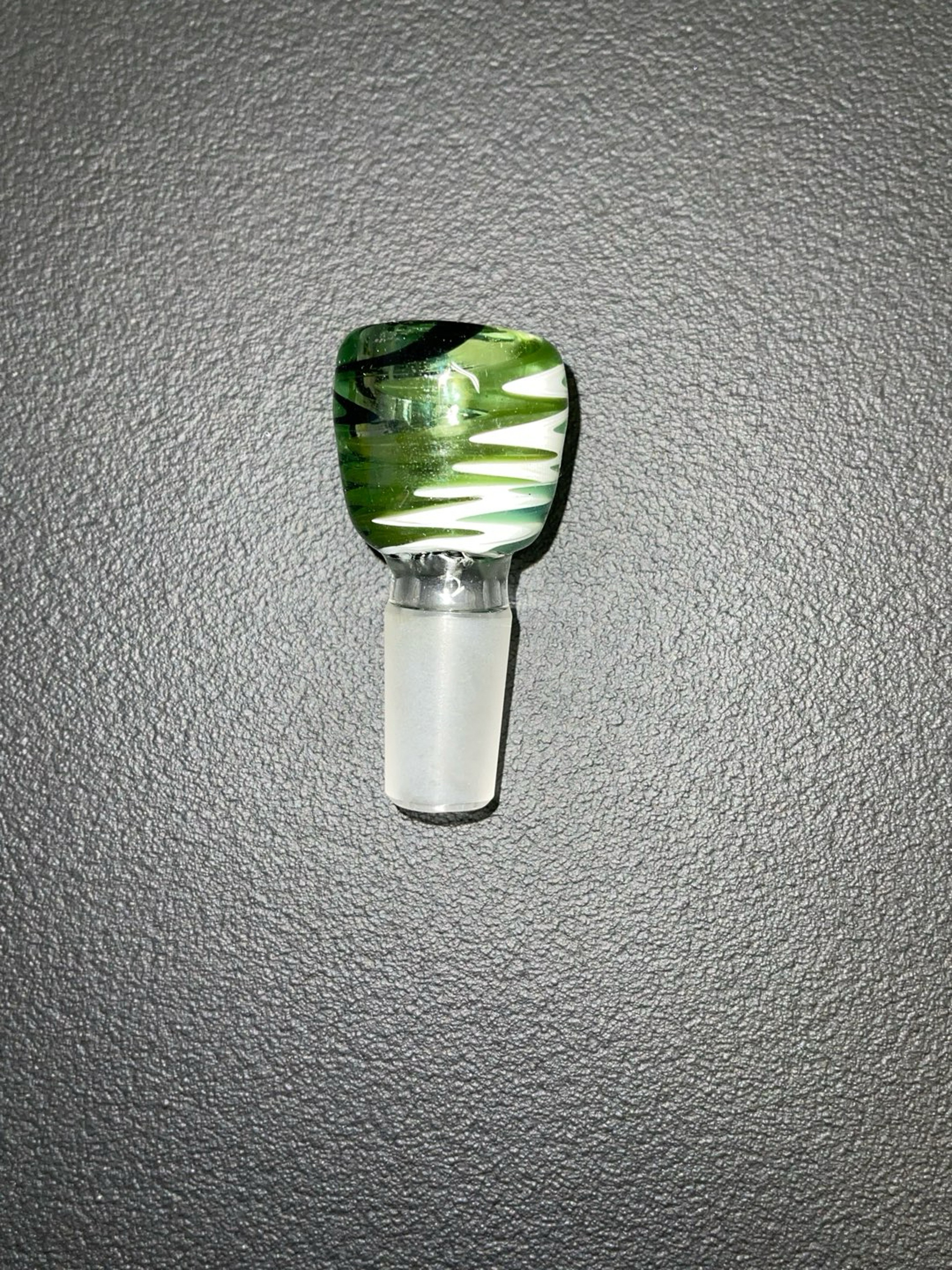 Preview pic of 4hole wigwag bowl piece