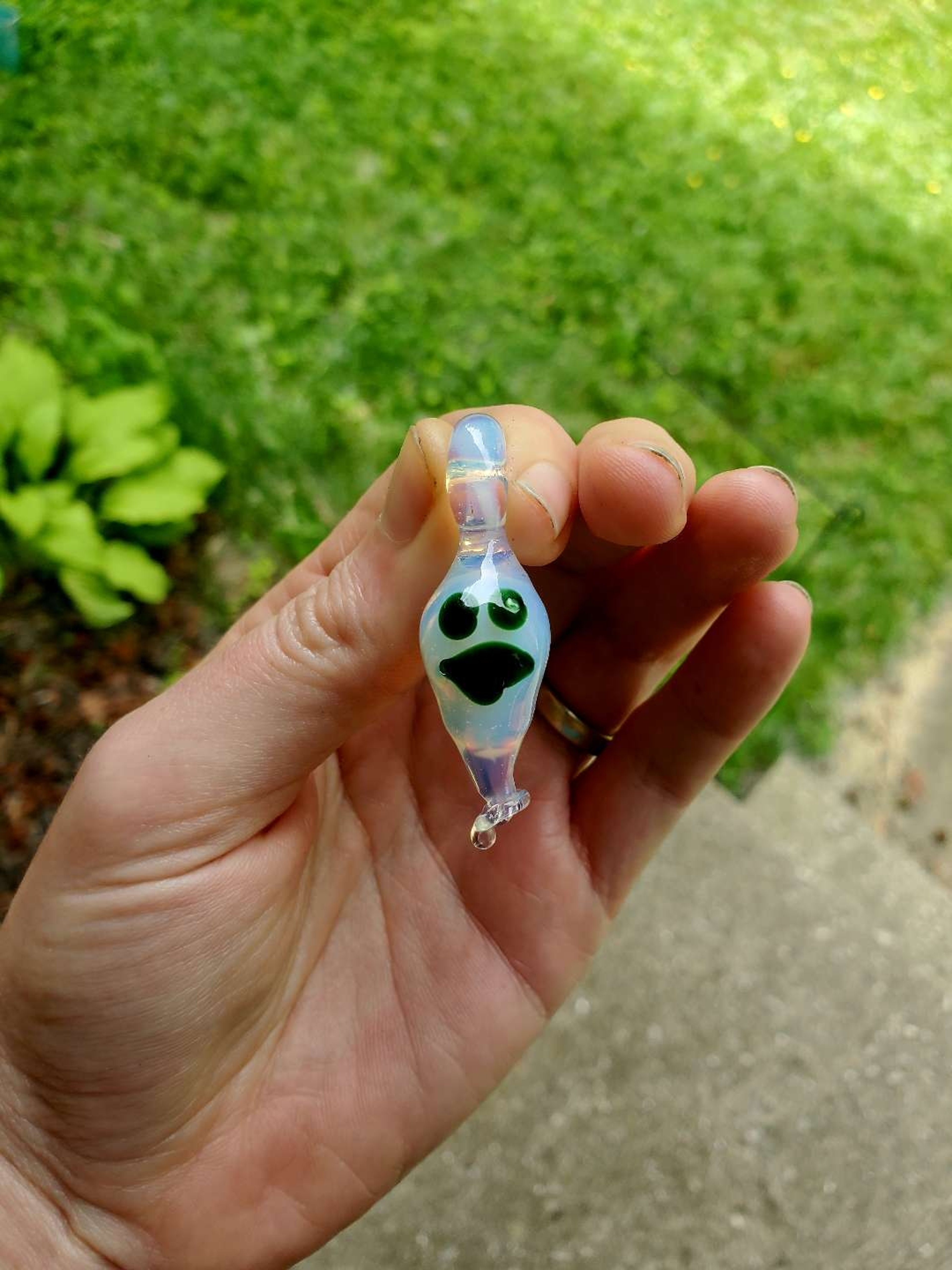 Preview pic of Ghostie Pendant