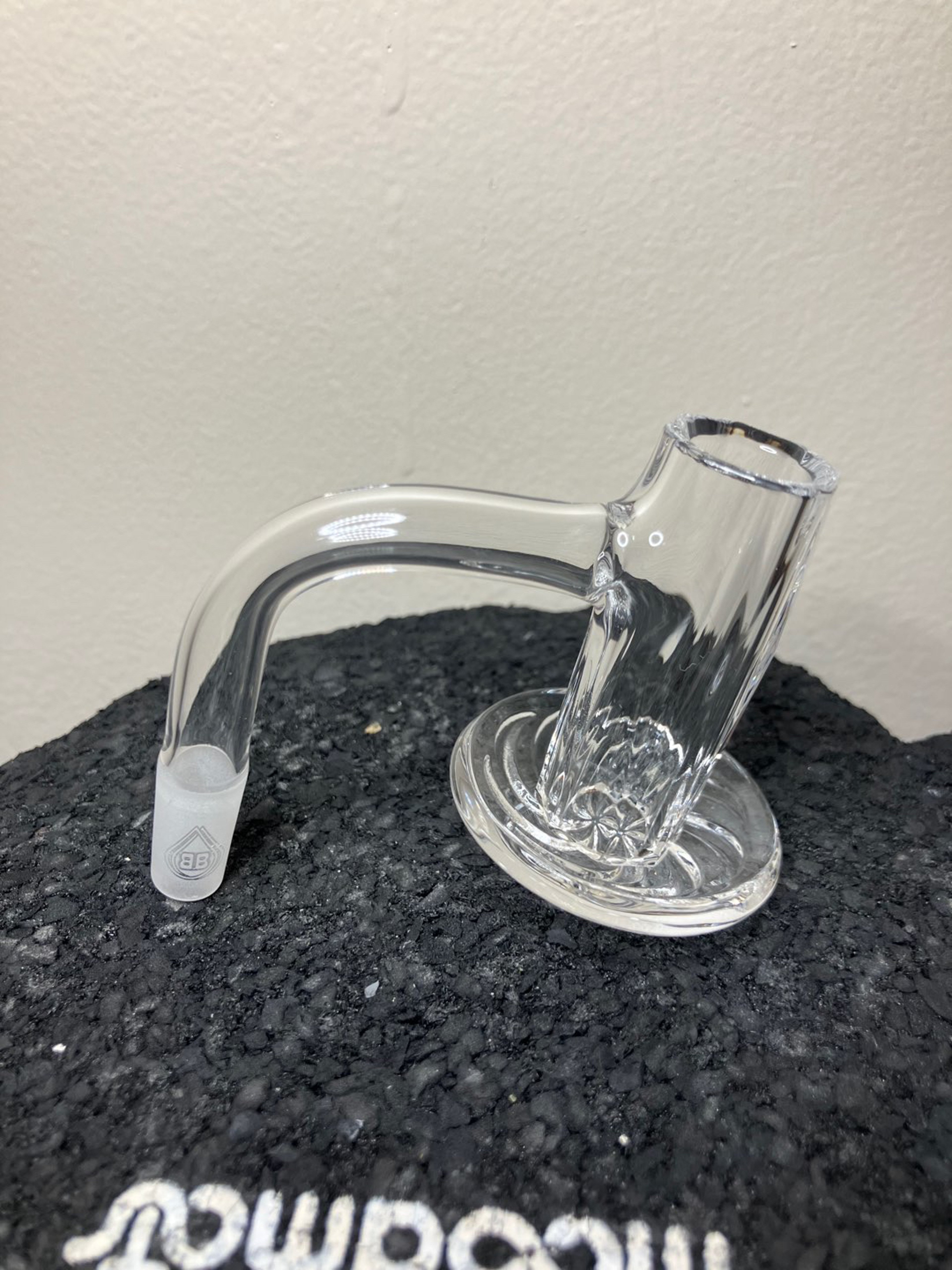 Preview pic of Banger Boutique Faceted Blender Quartz banger