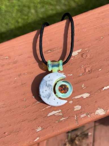 Preview pic of Sagan sunset slyme crescent pendant