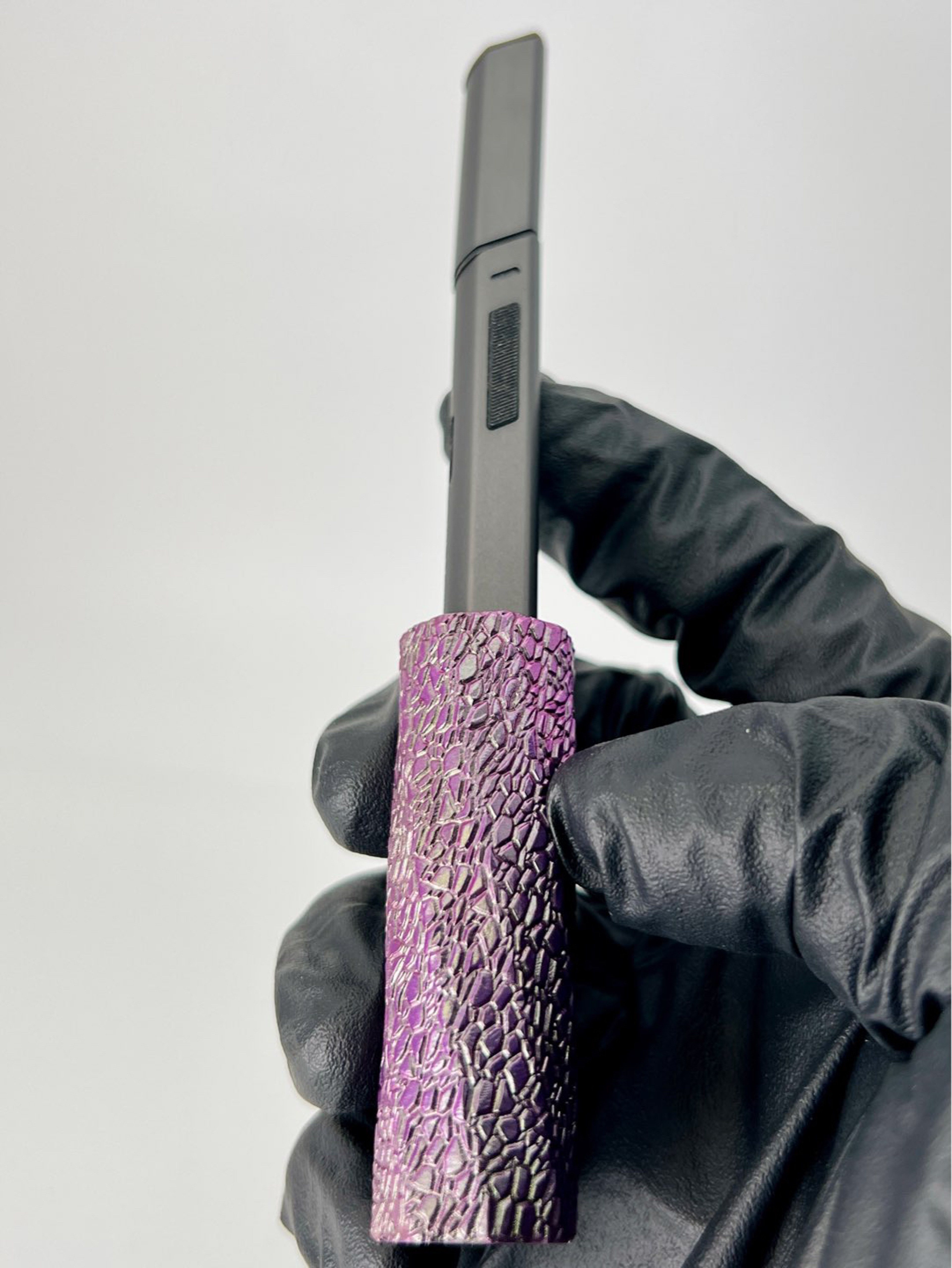 Preview pic of Amethyst Ambience PuffCo Hot Knife Grip