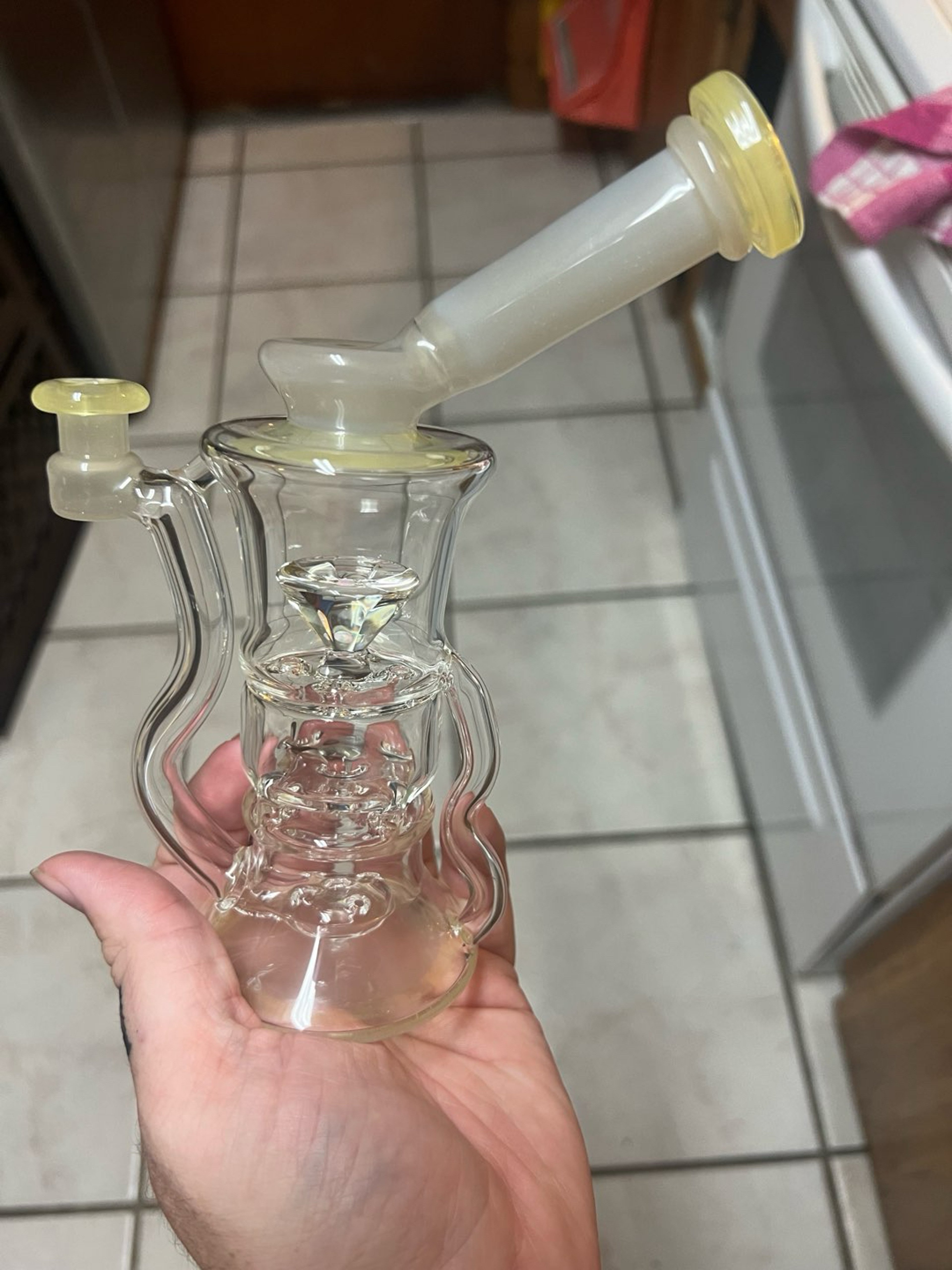 Preview pic of Kadabra glass gem keeper