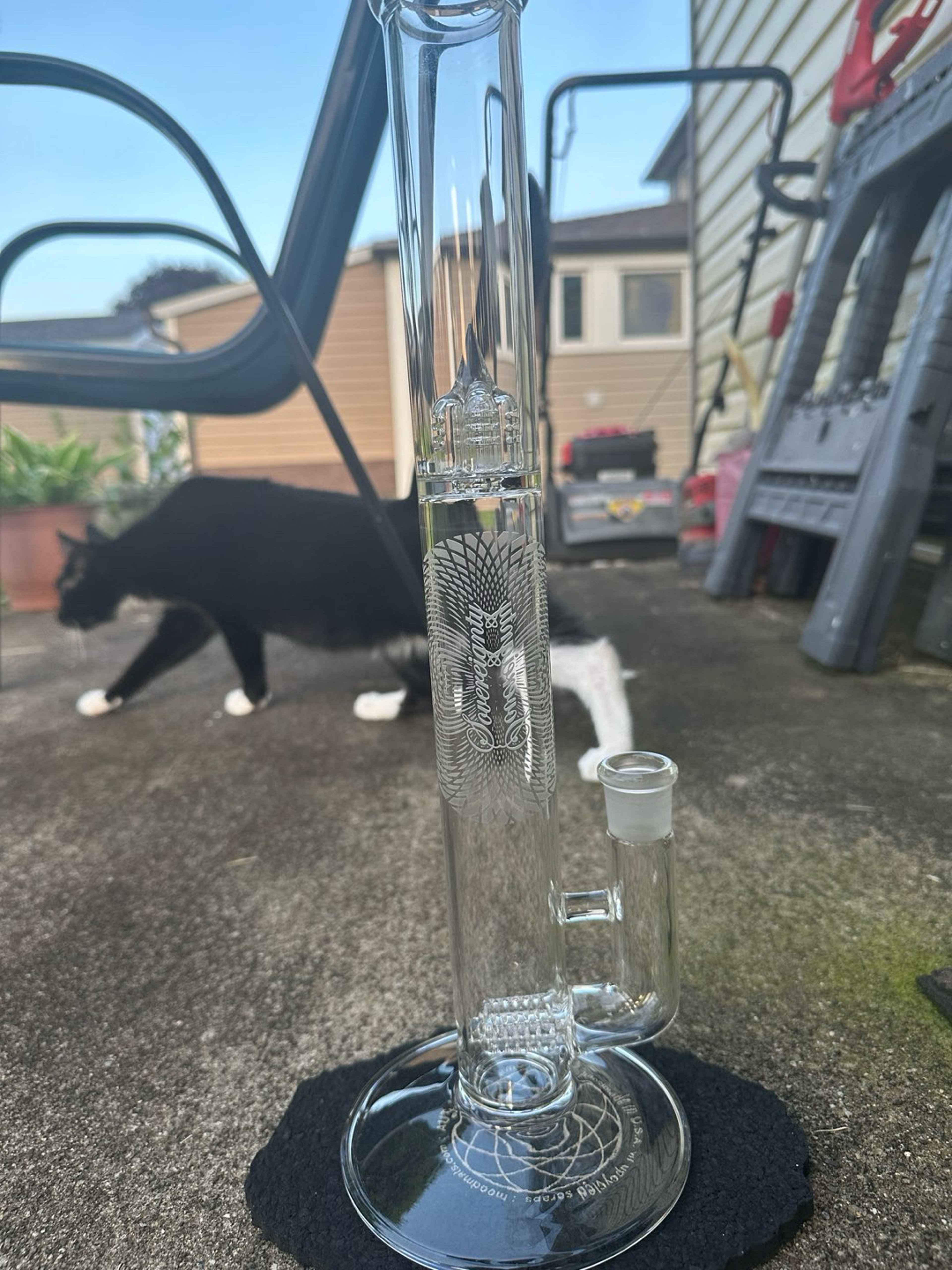 Preview pic of Sovereignty glass 3 line