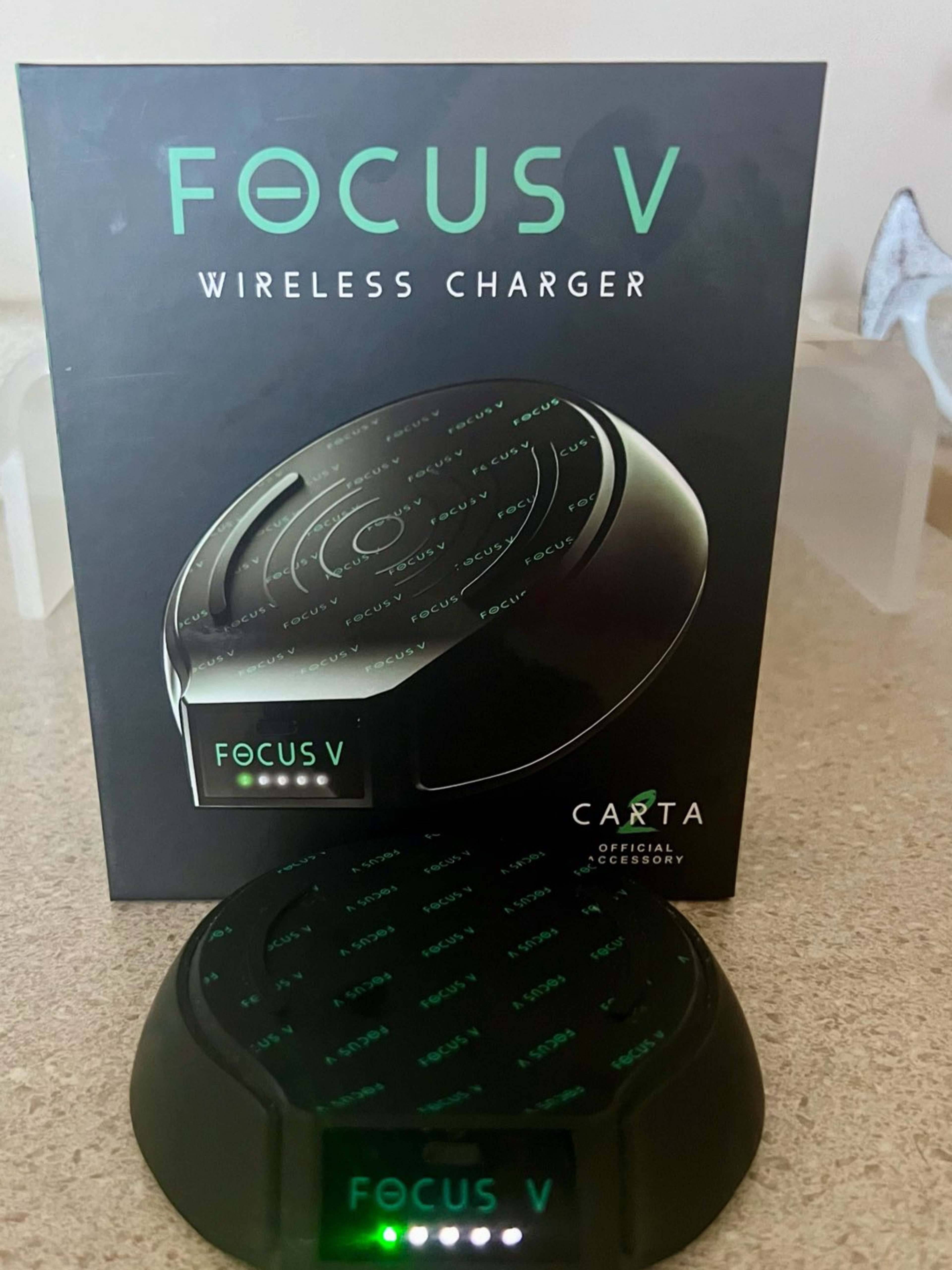 Preview pic of Carta V Wireless Charger