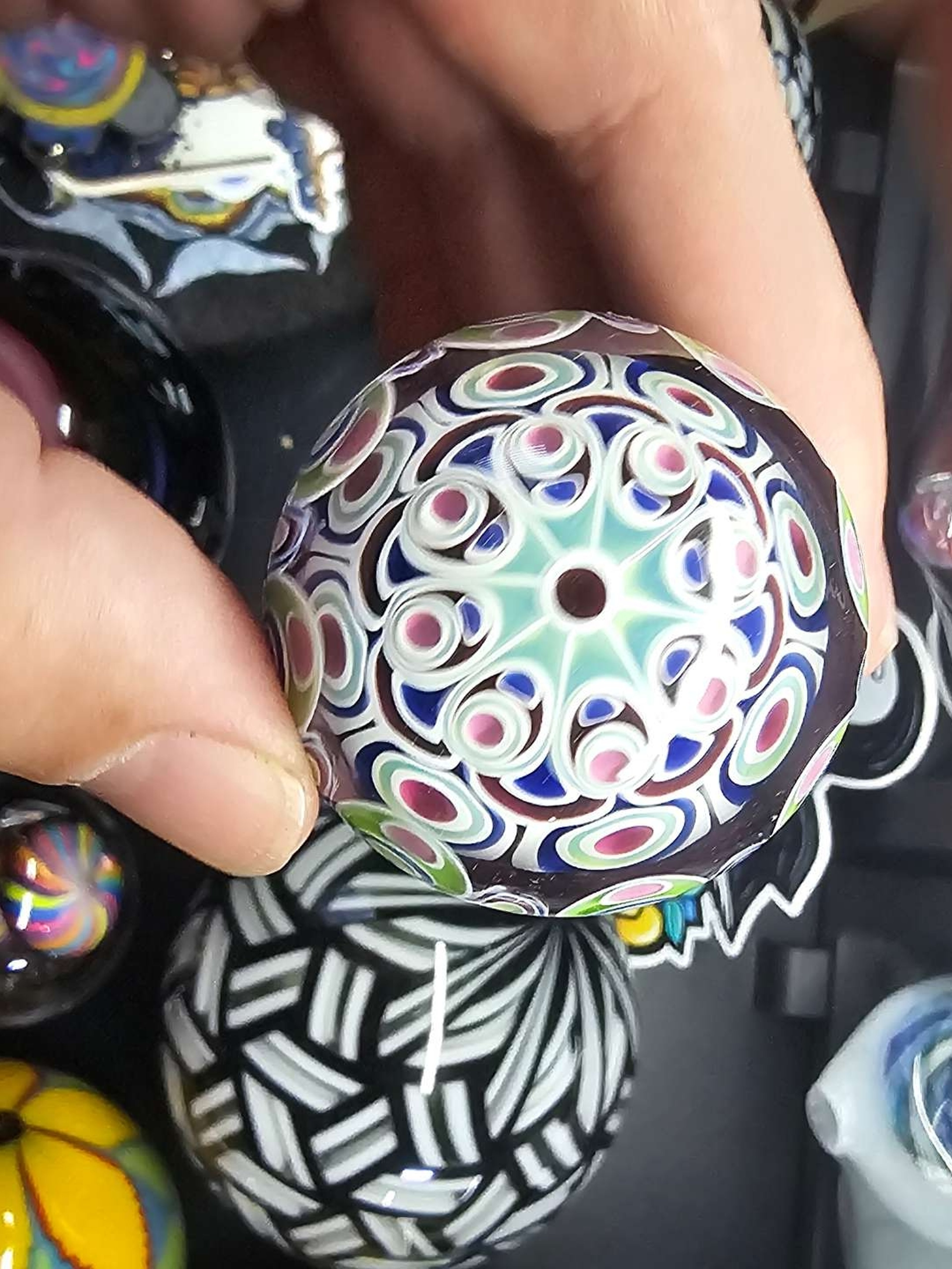 Preview pic of Rl dots marble