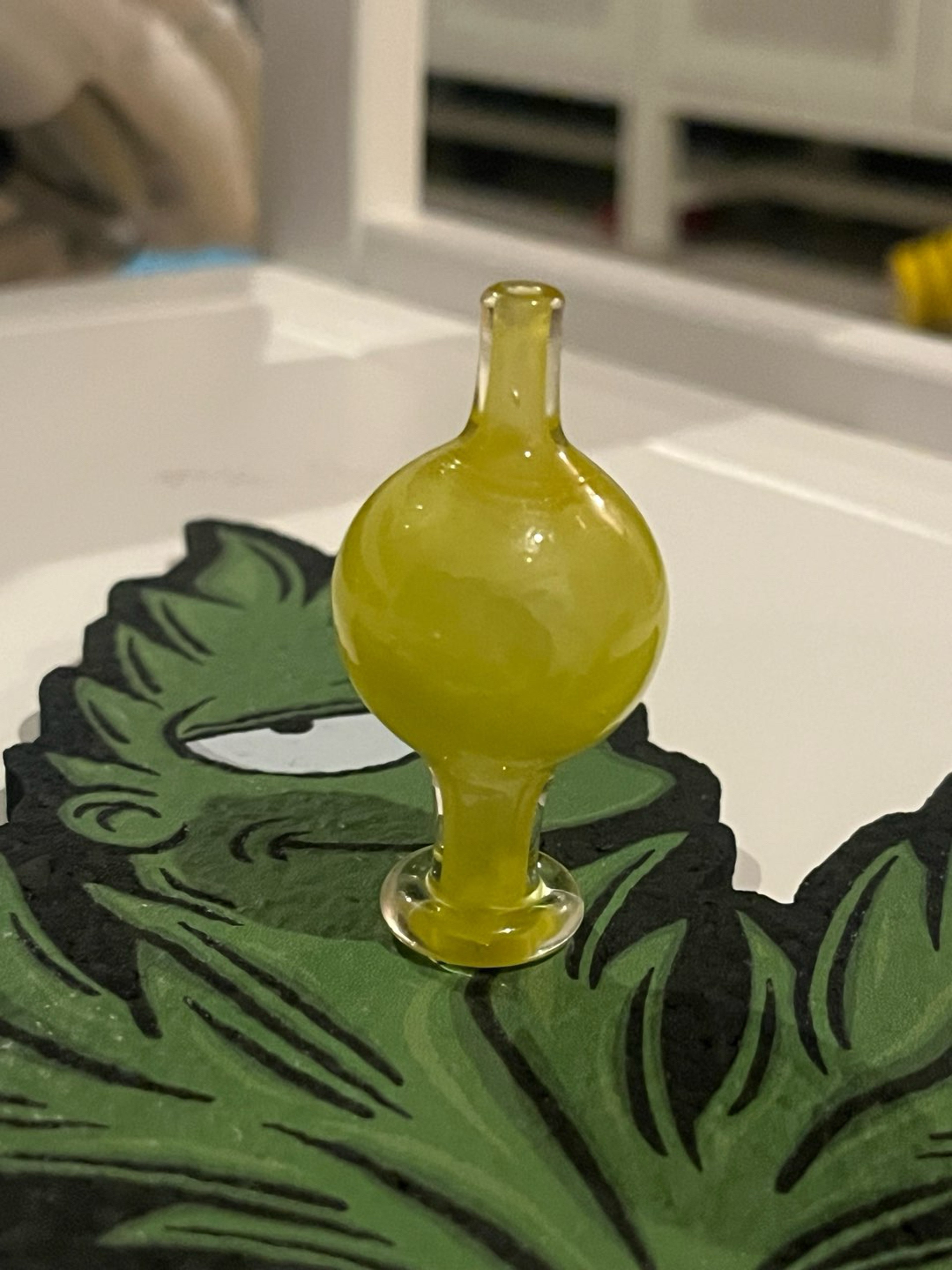 Preview pic of Windstar glass bubble cap
