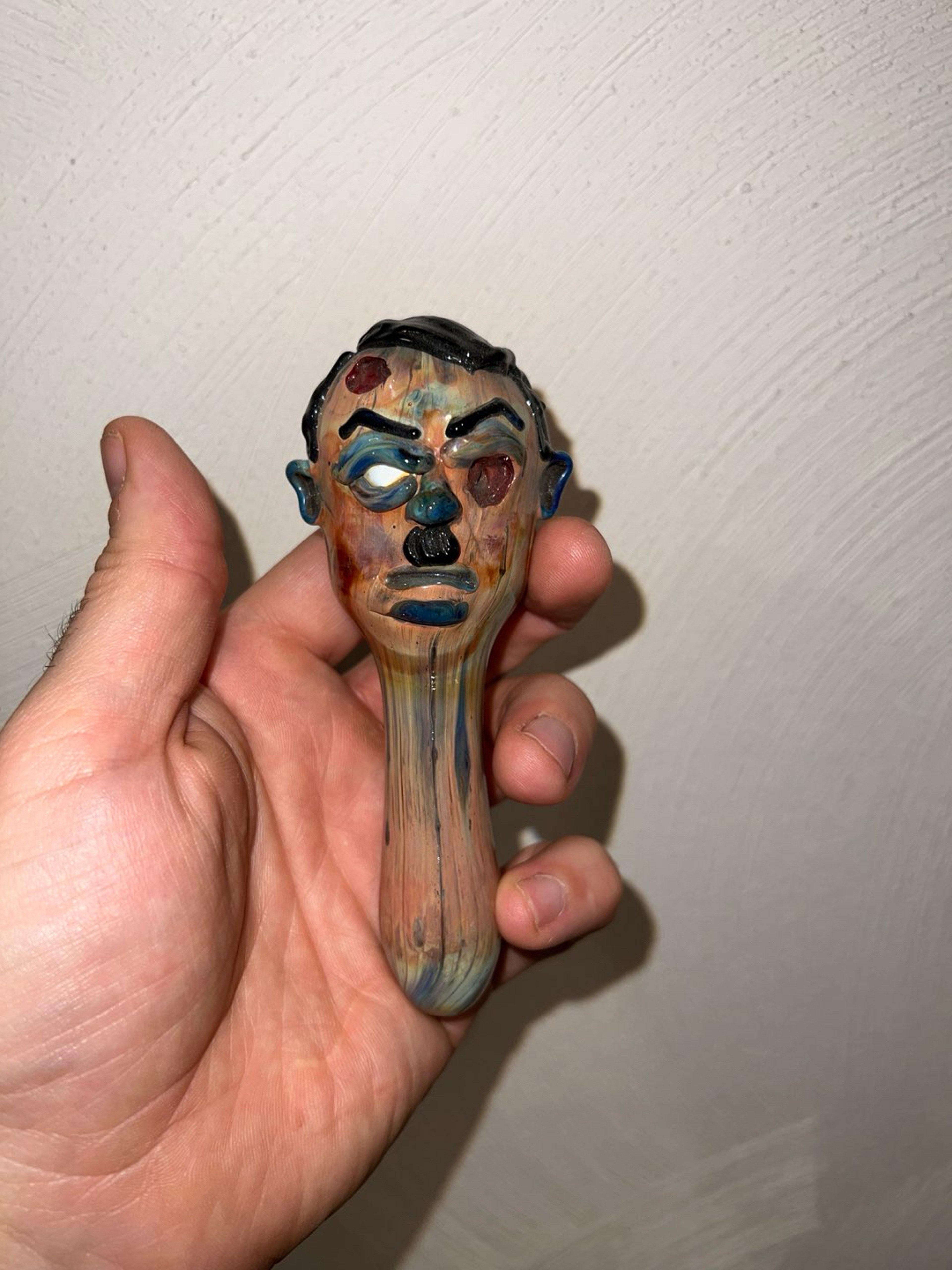 Preview pic of Crush glass ZOMBIE HITLER