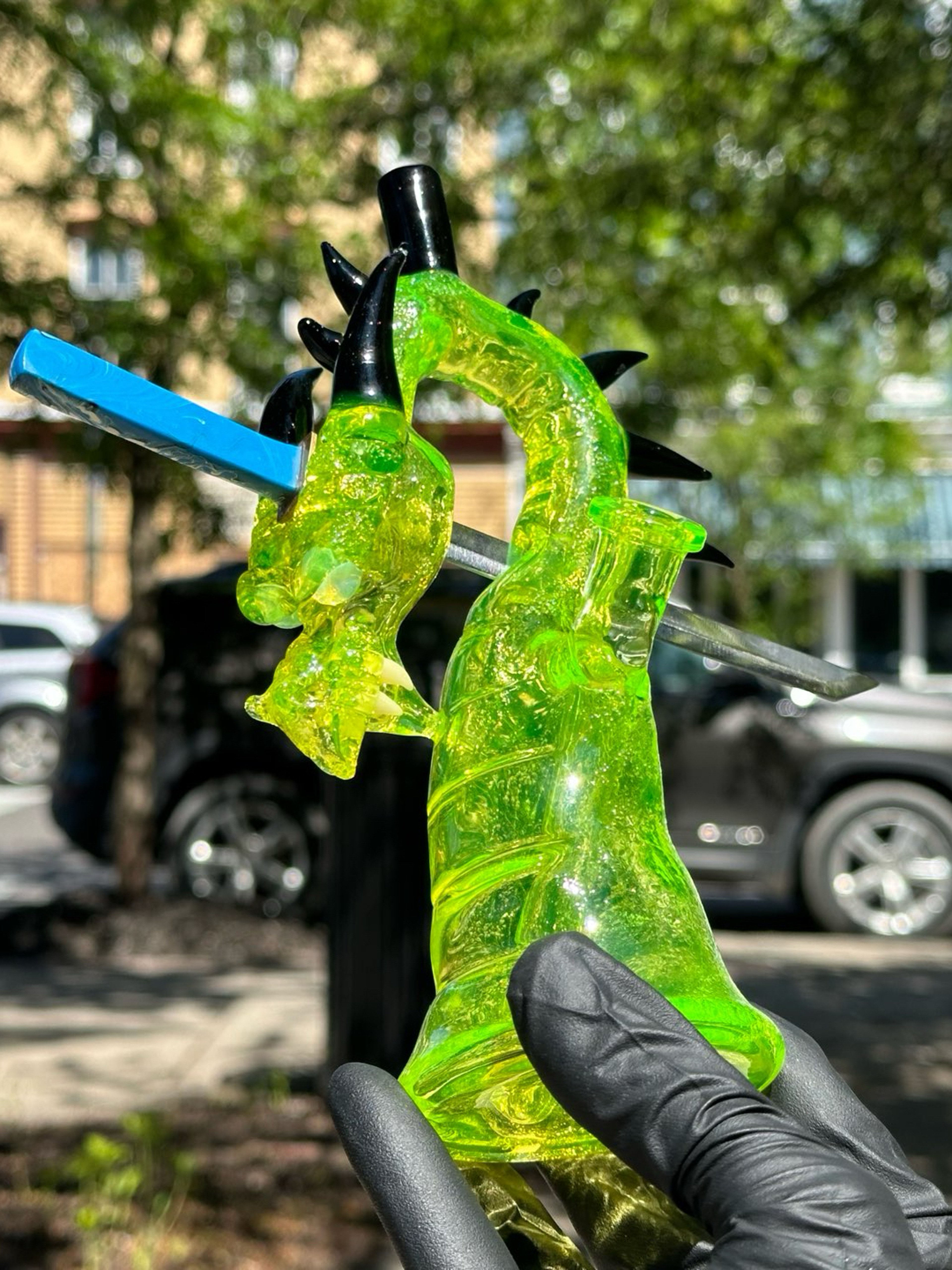 Preview pic of TonyKazyGlass UV Dragon