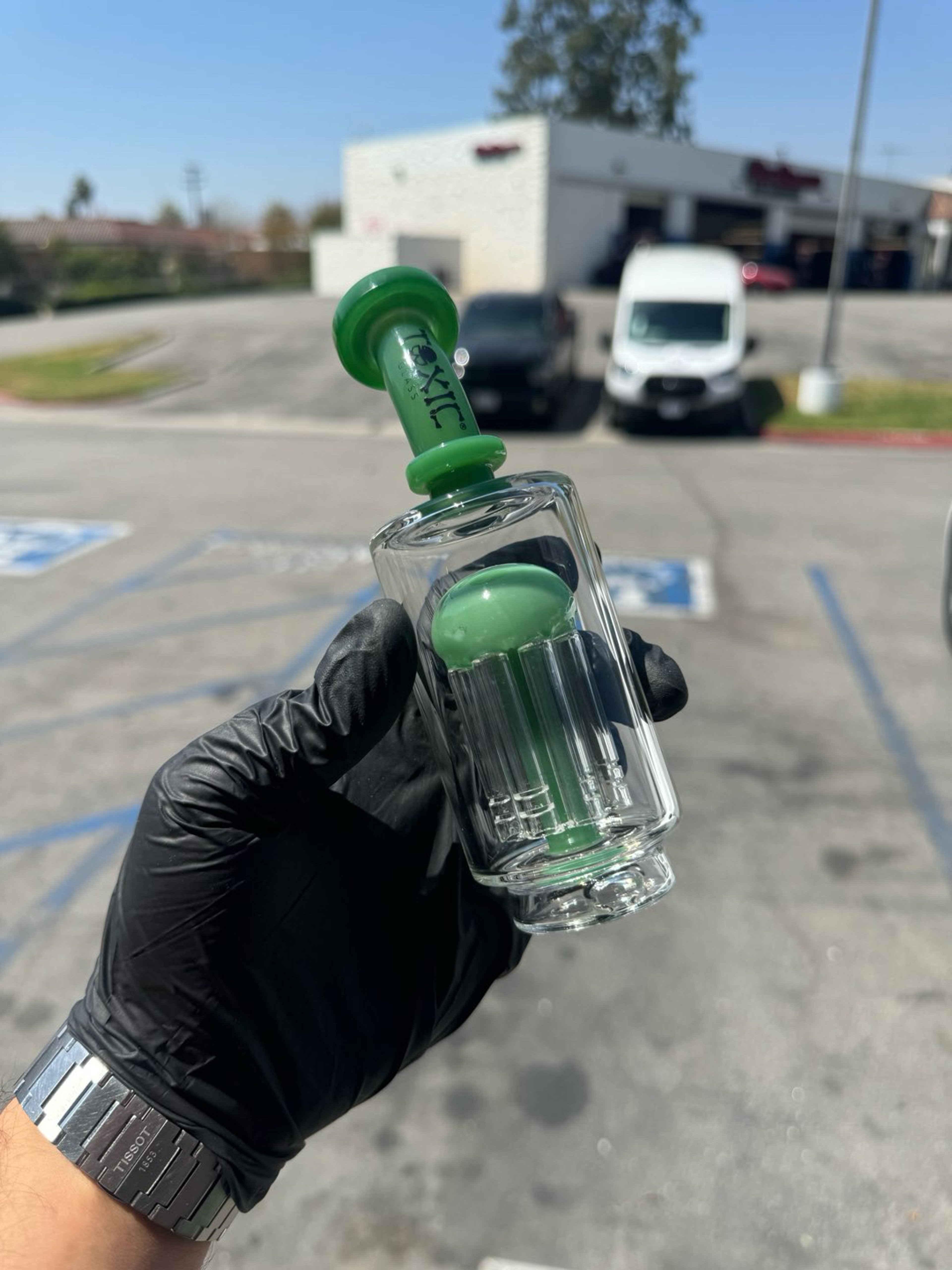 Preview pic of Carta Green showerhead top