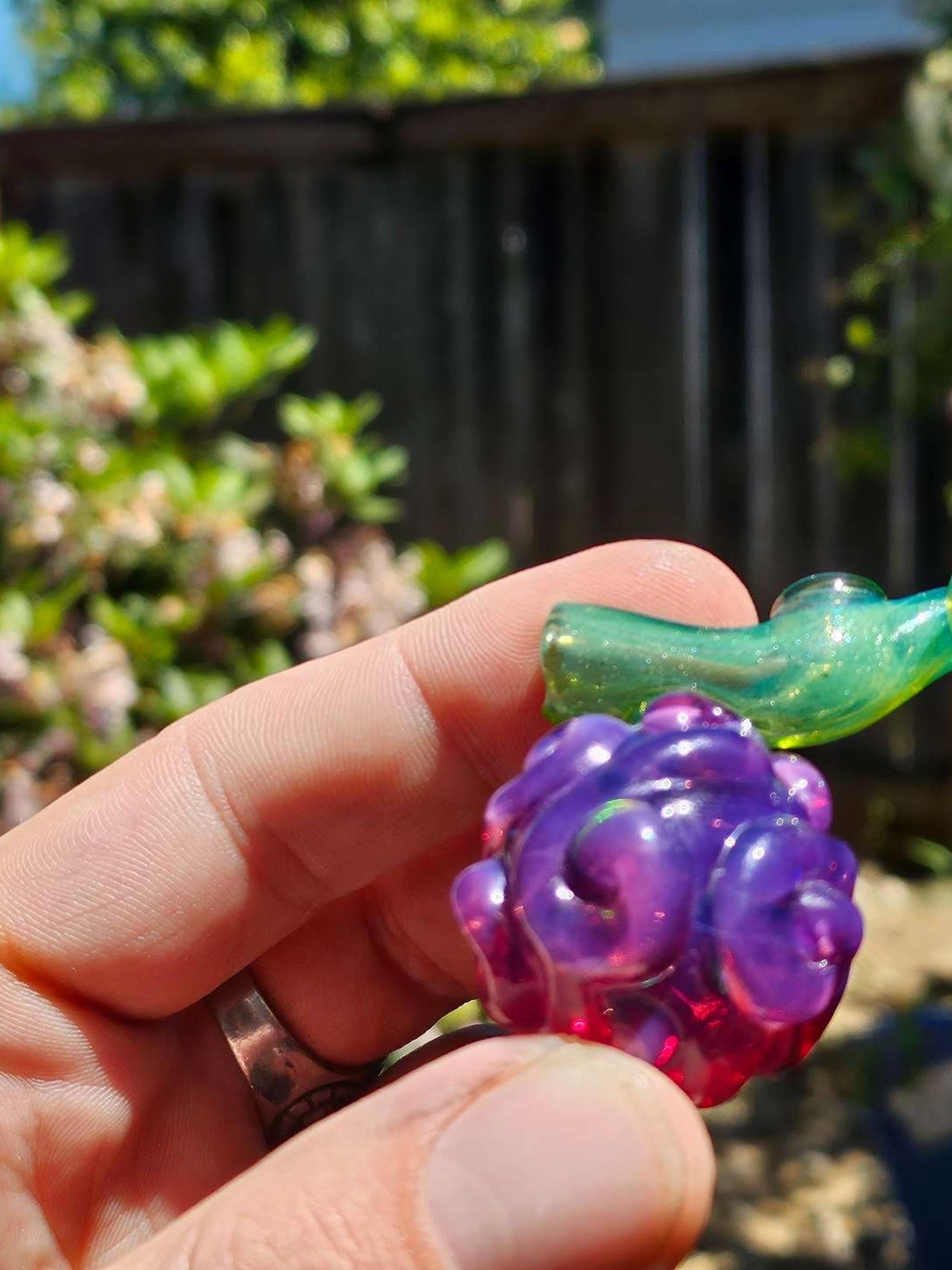 Preview pic of Gomu gomu with 5 black opals inside