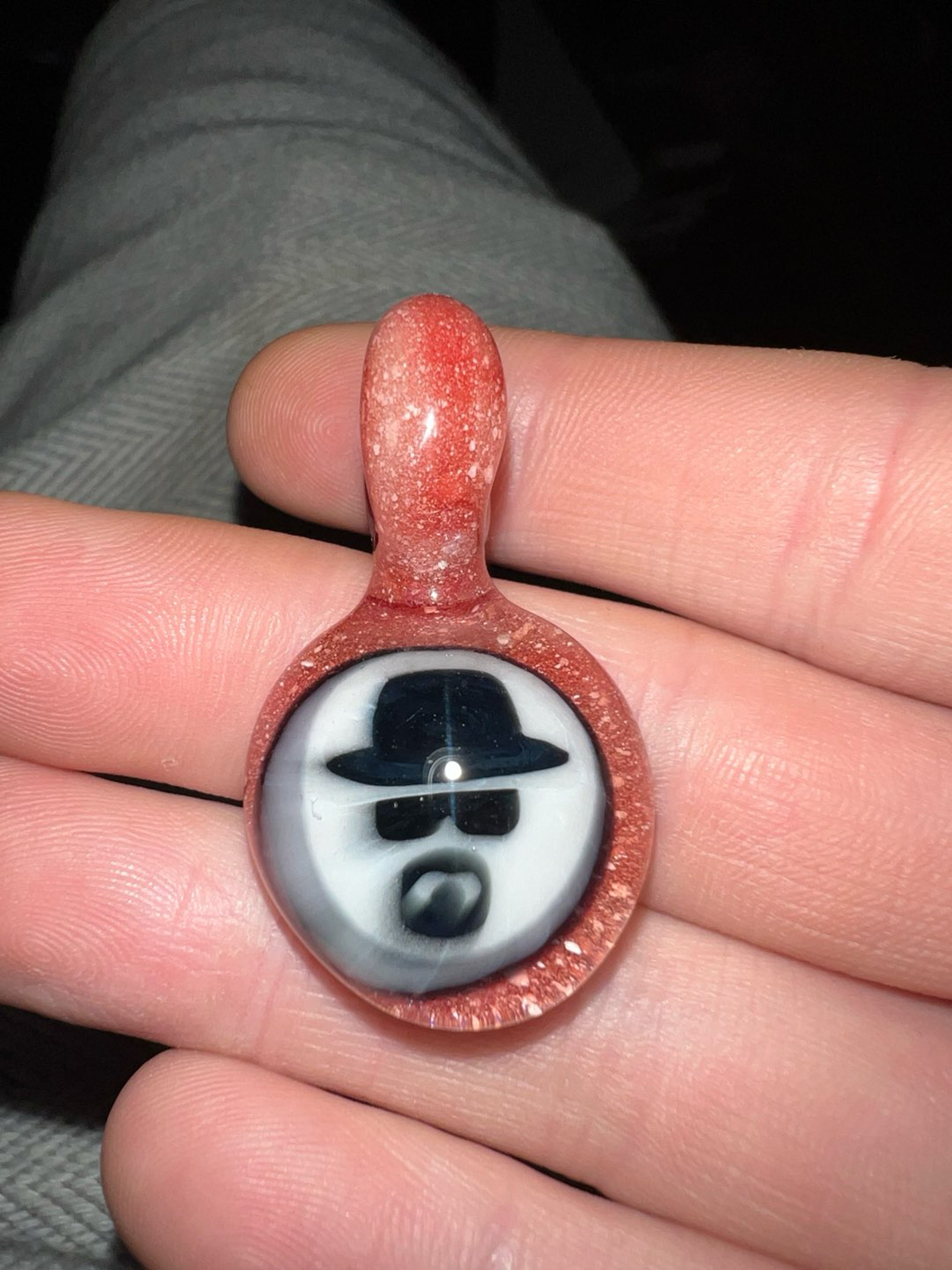 Preview pic of Heisenberg breaking bad mini pendant