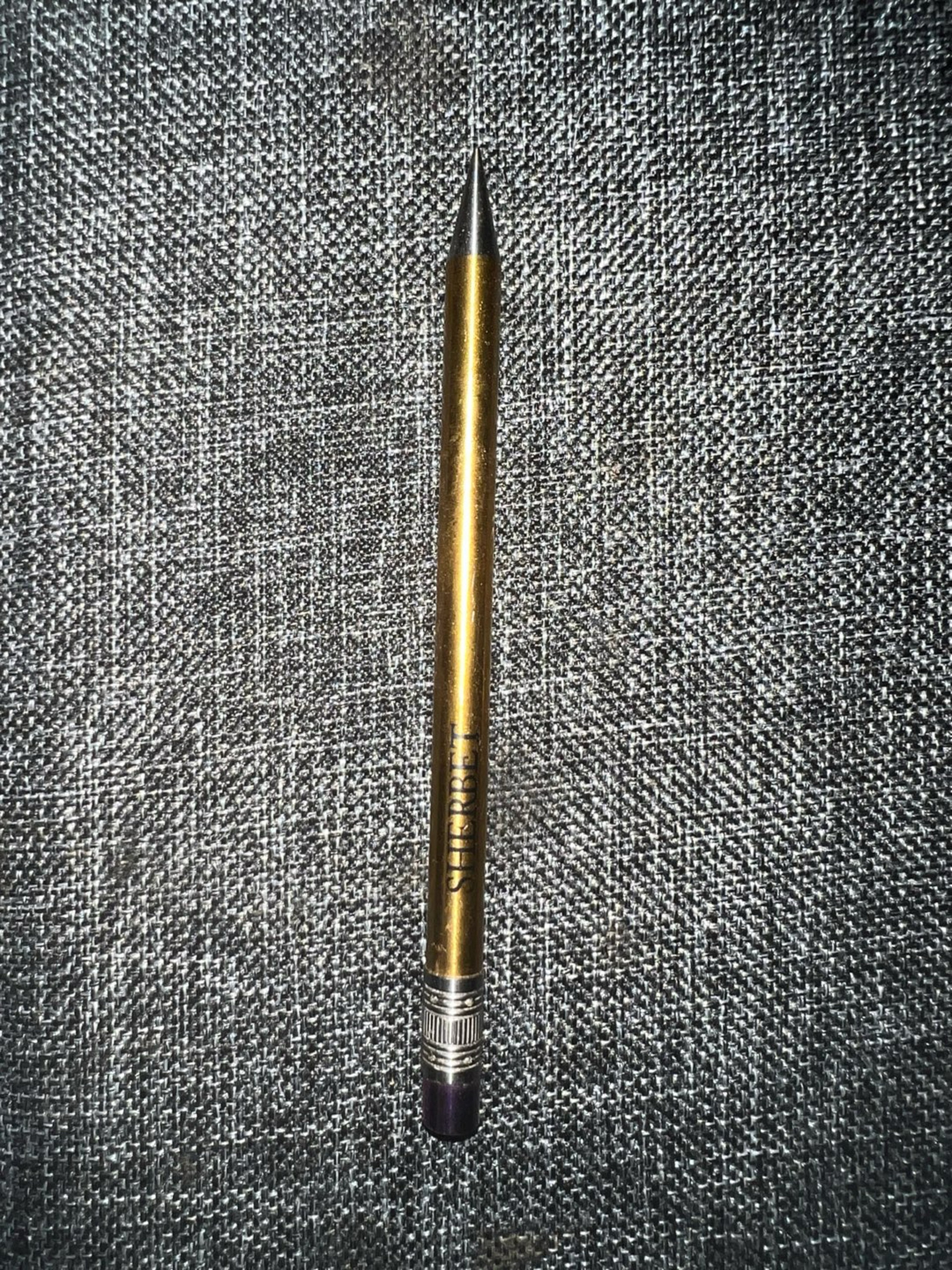 Preview pic of Titanium Gold sherbet pencil ✏️