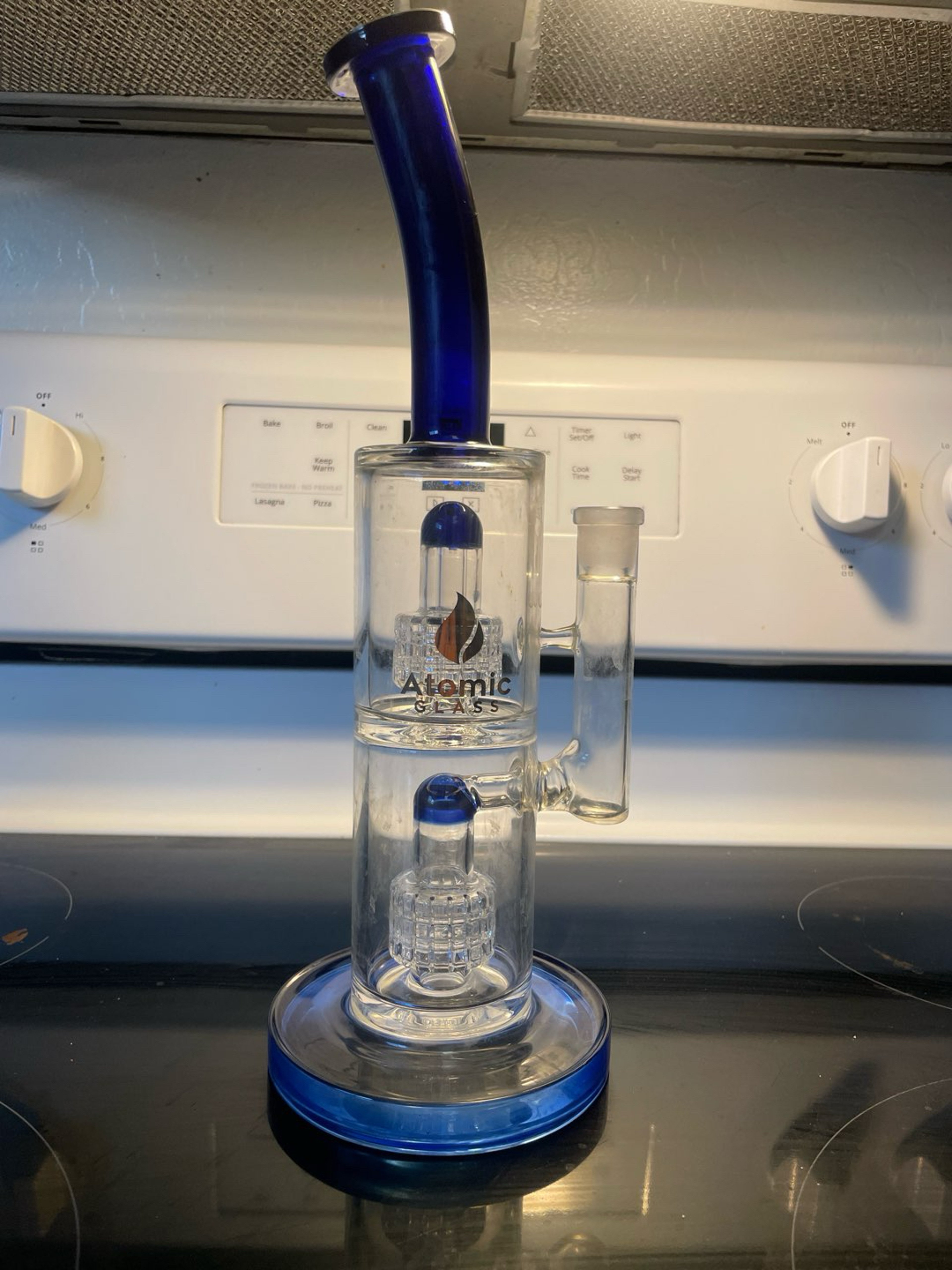 Preview pic of Atomic glass
