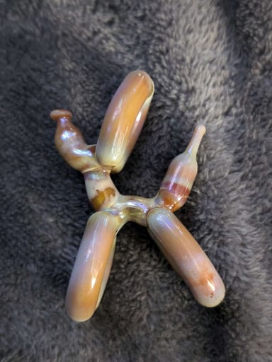 Preview pic of Balloon dog pendant