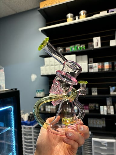 Preview pic of weilglass skull recycler