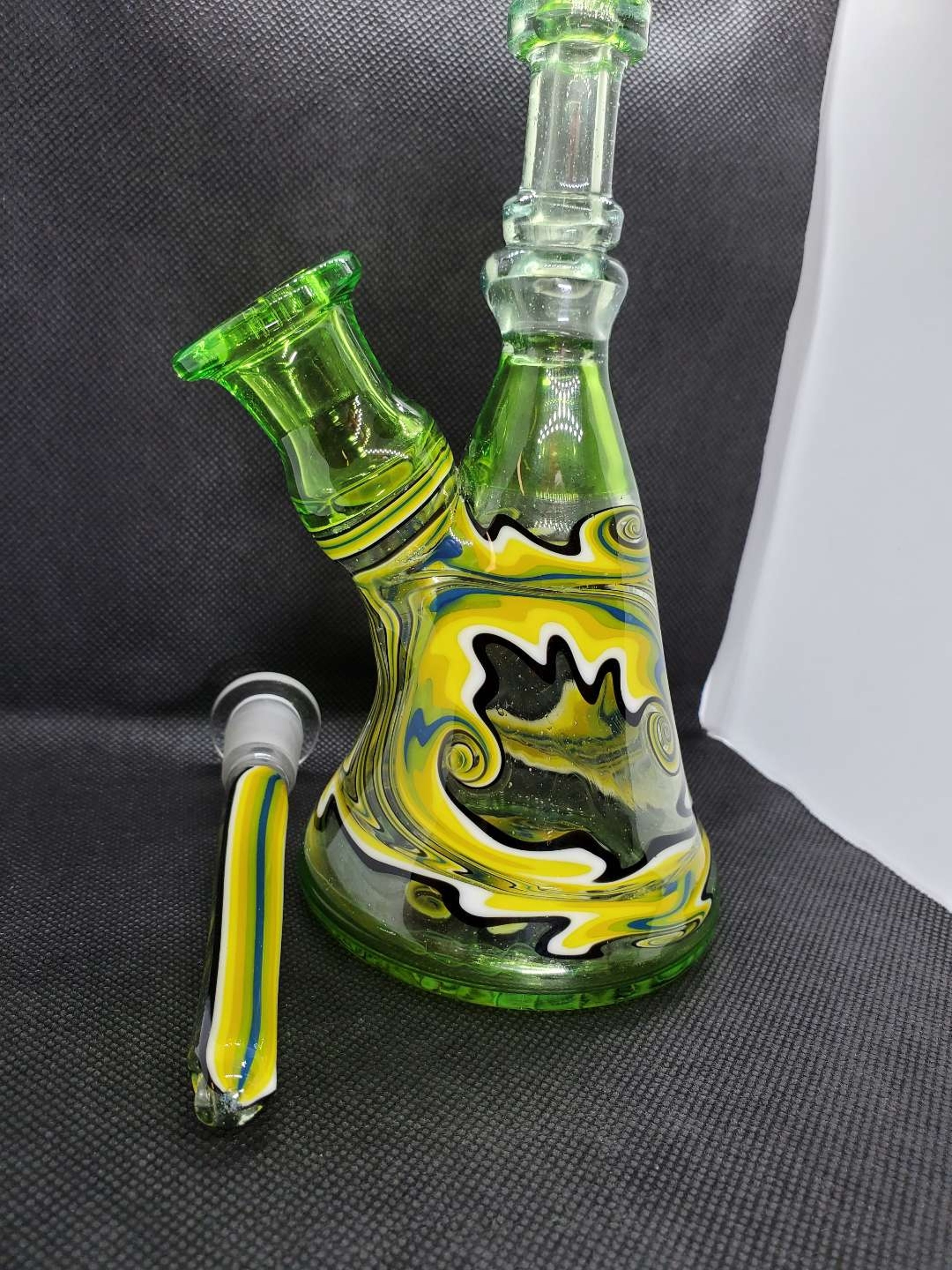 Preview pic of Beaker Bottle
