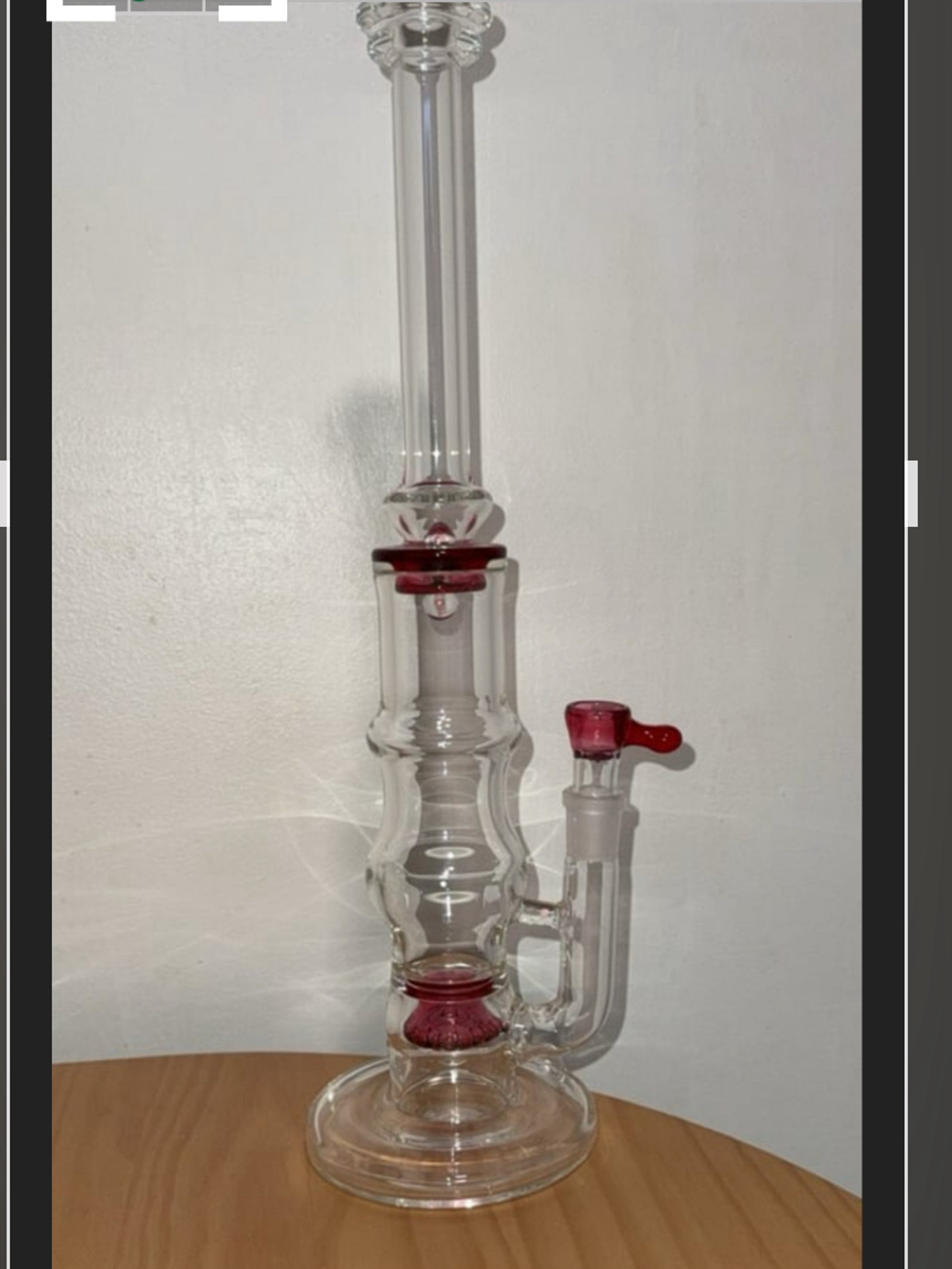 Preview pic of Quinns glass