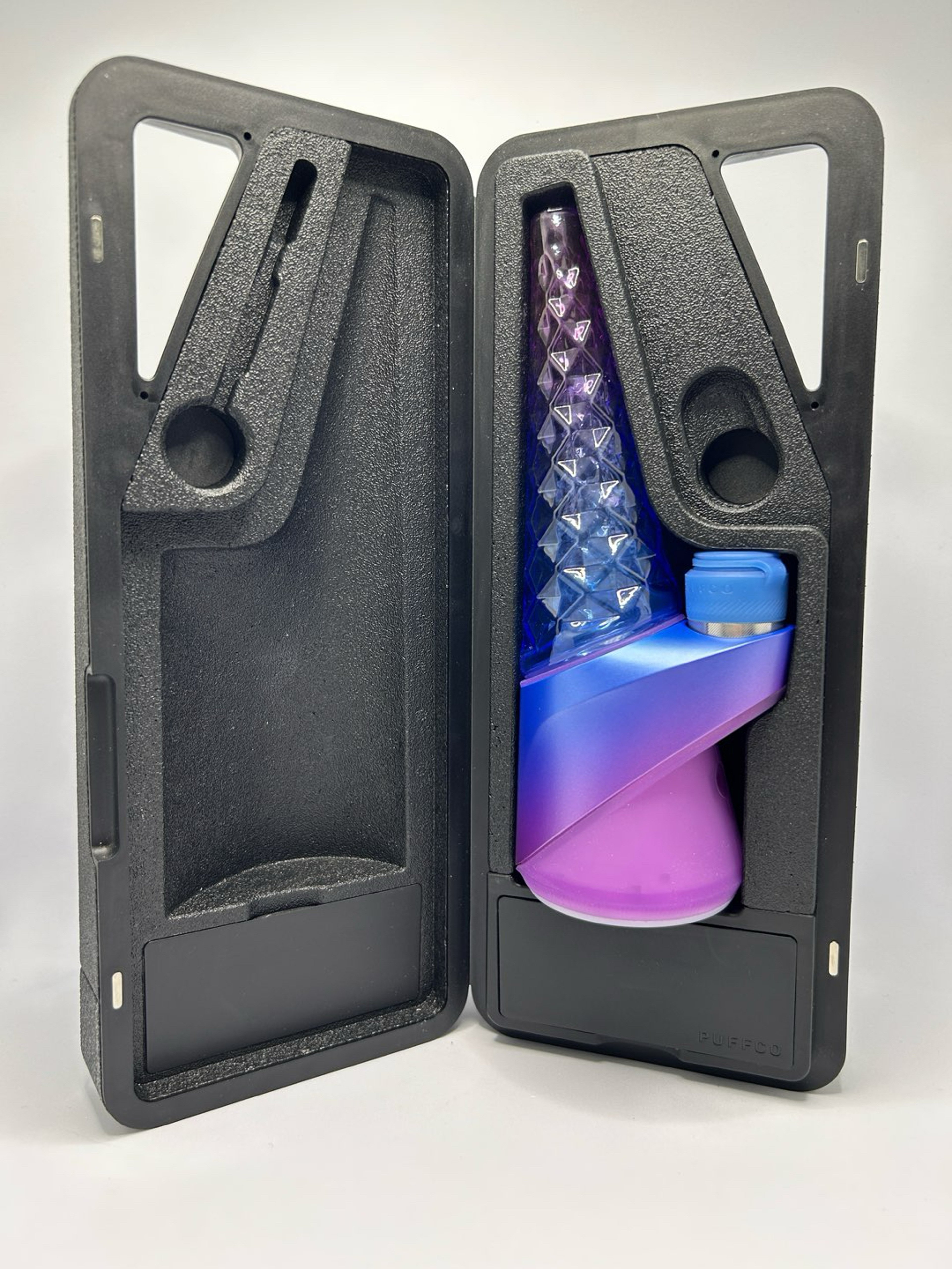 Preview pic of Puffco pro indiglow