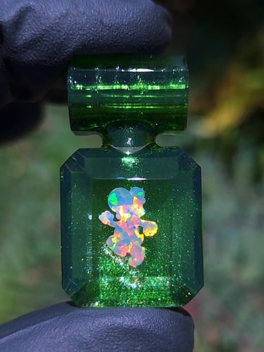 Preview pic of Faceted Green Stardust Pendant with 12mm Yoshi Opal