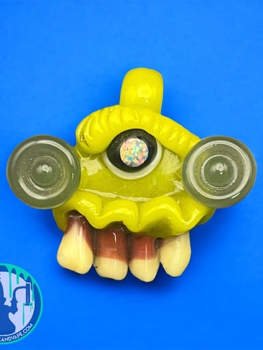 Preview pic of Alooph Glass - Cyclops Eyes Pendant (CFL)