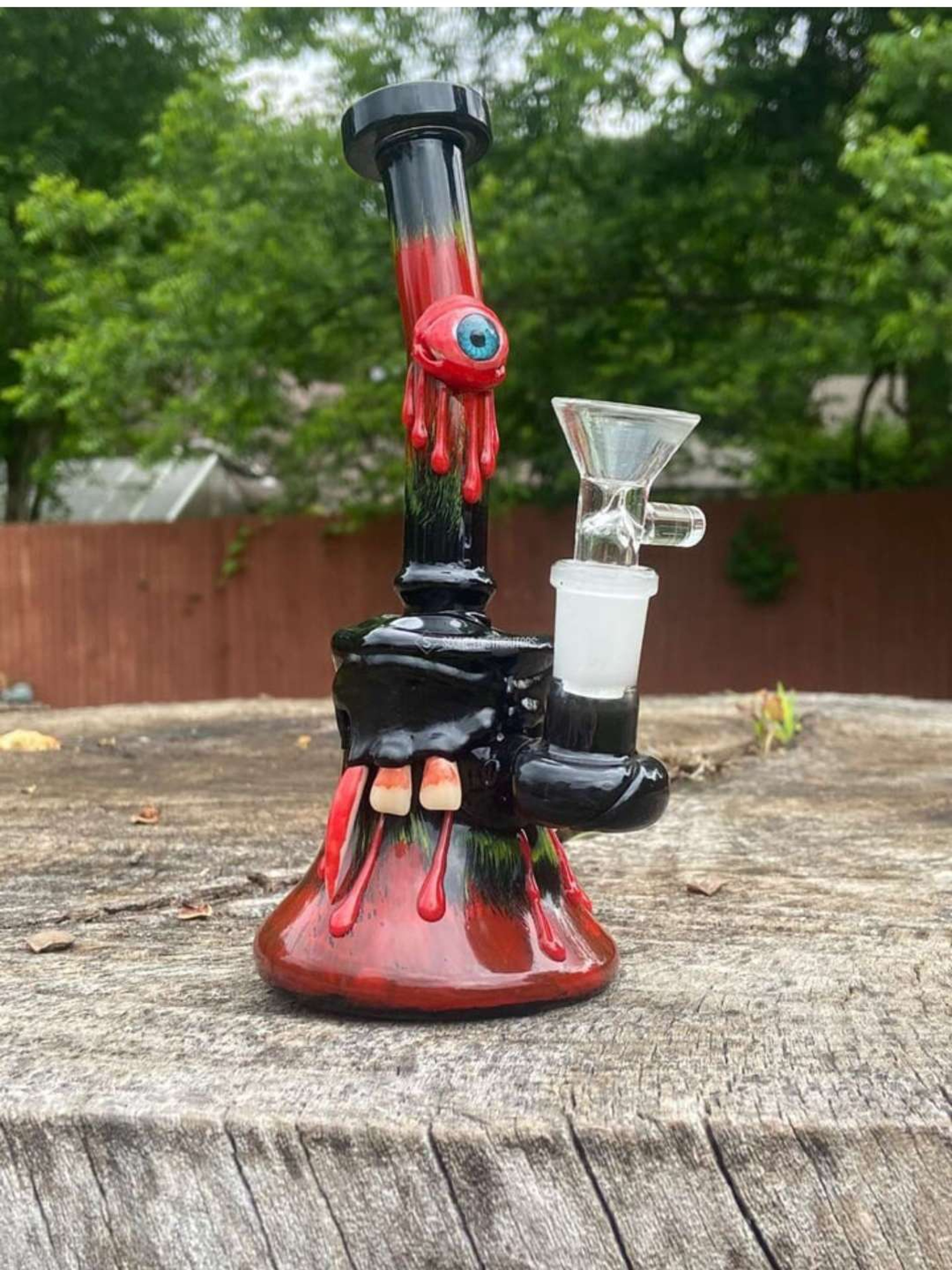 Preview pic of 7" Red Glass Bubbler