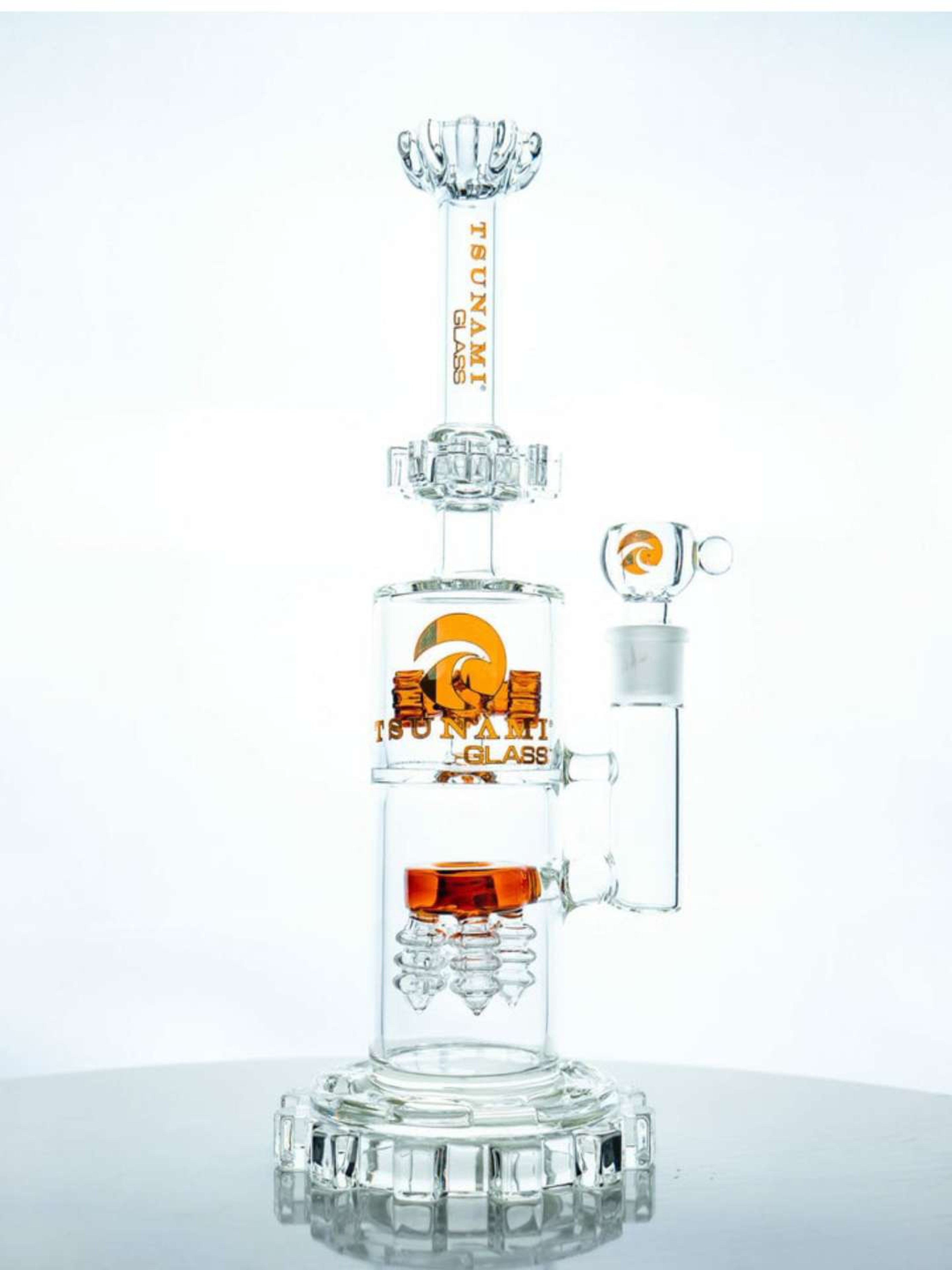 Preview pic of Tsunami Gear Glass Recycler Rig