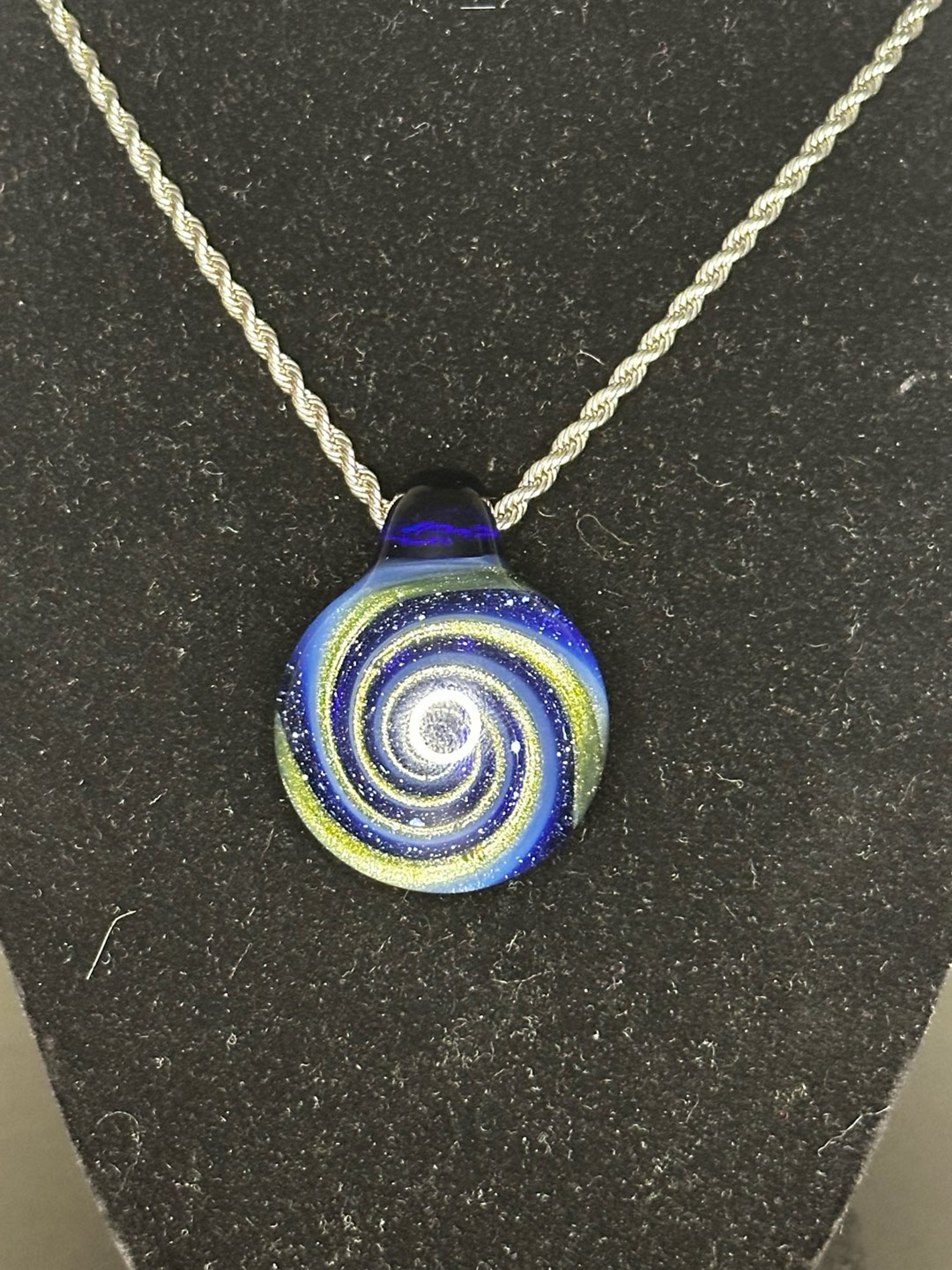 Preview pic of Paul Taylor swirl pendant