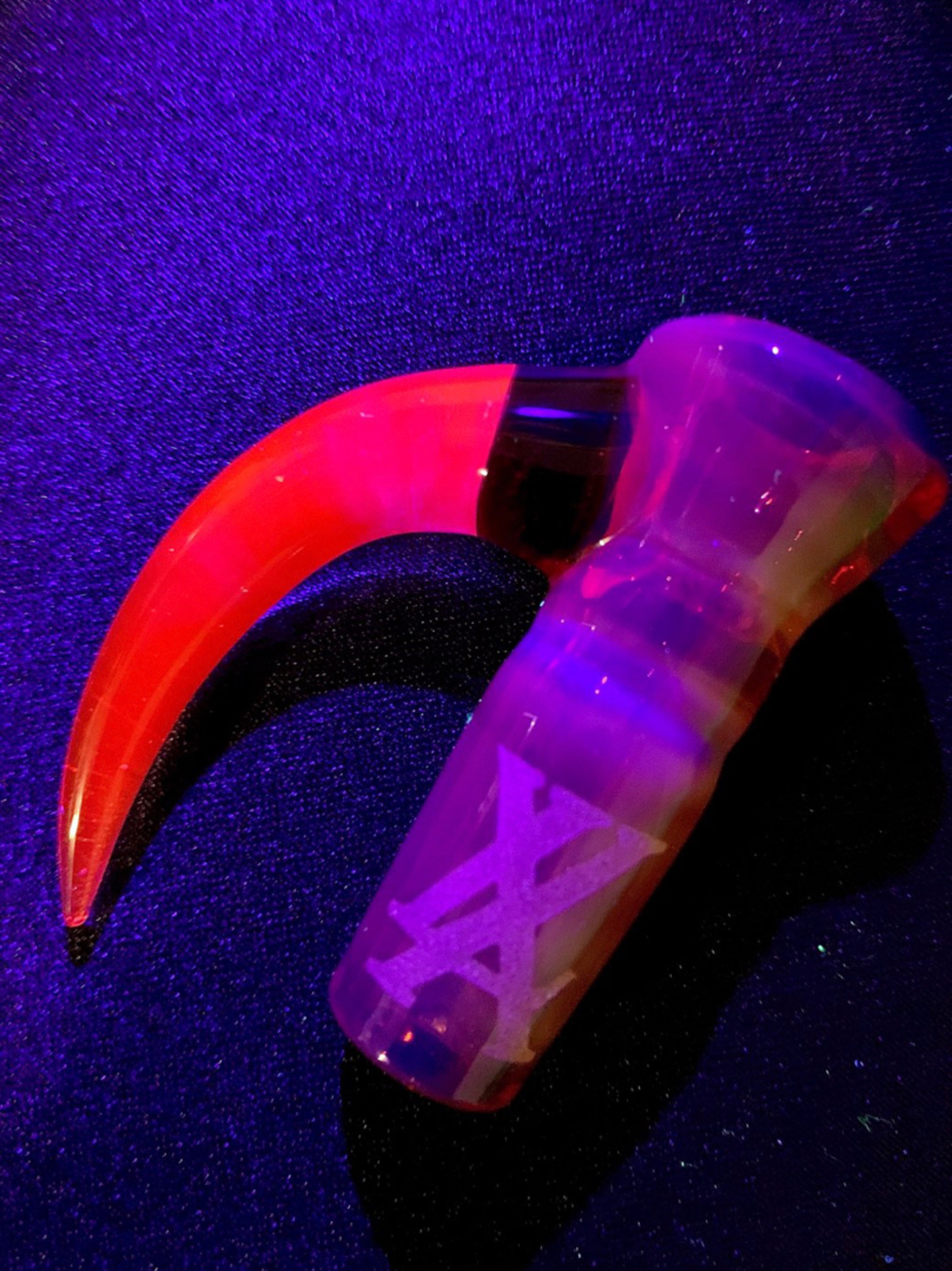 Preview pic of FW Orange Elvis/Exp Yellow U.V. Horn
