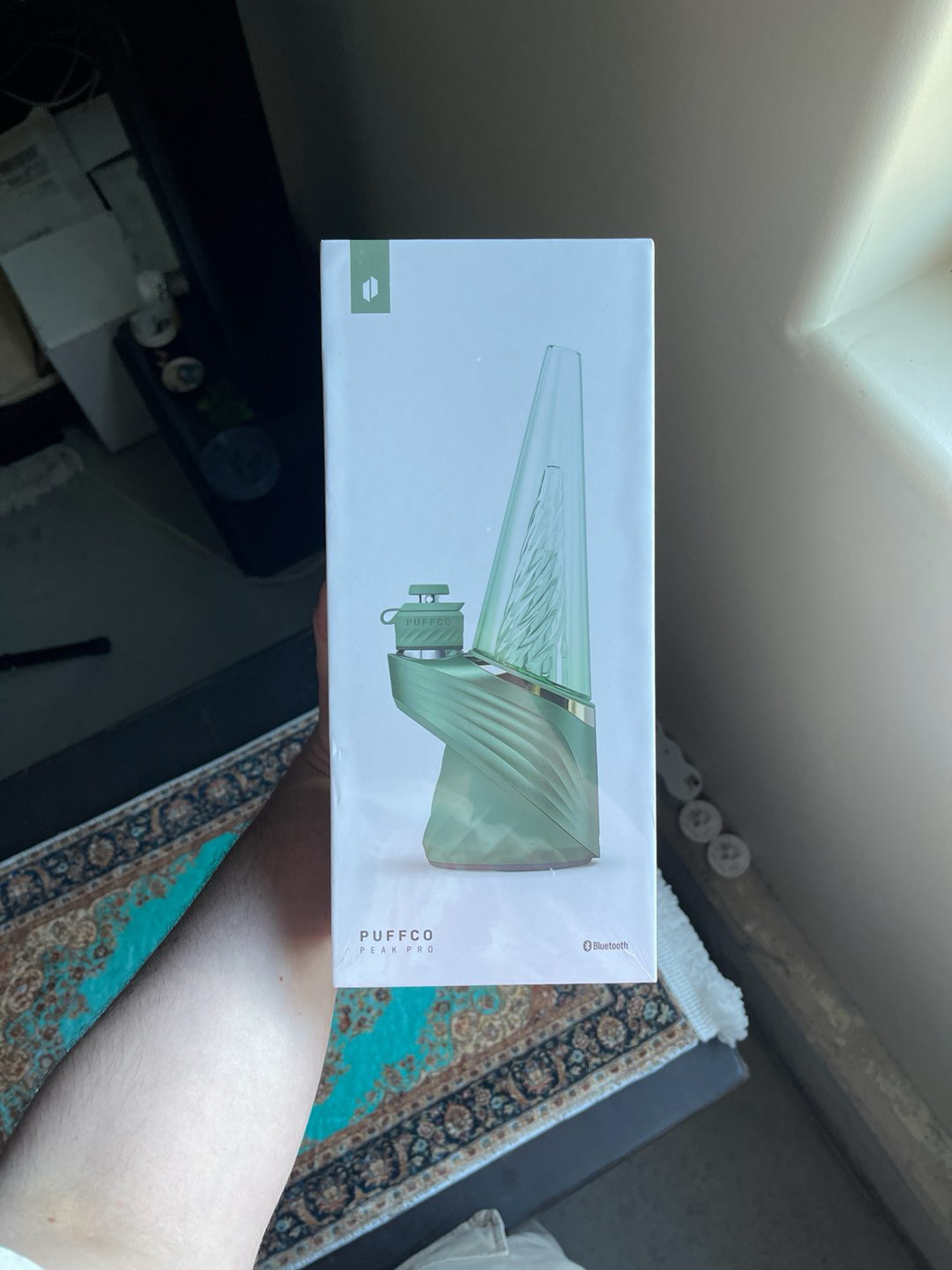Preview pic of Puffco Peak Pro Flourish NEW Sealed