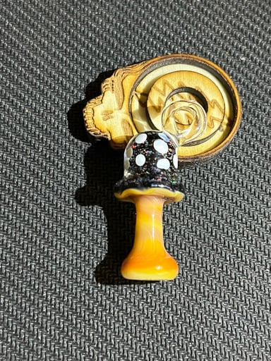 Preview pic of Mushroom pendant