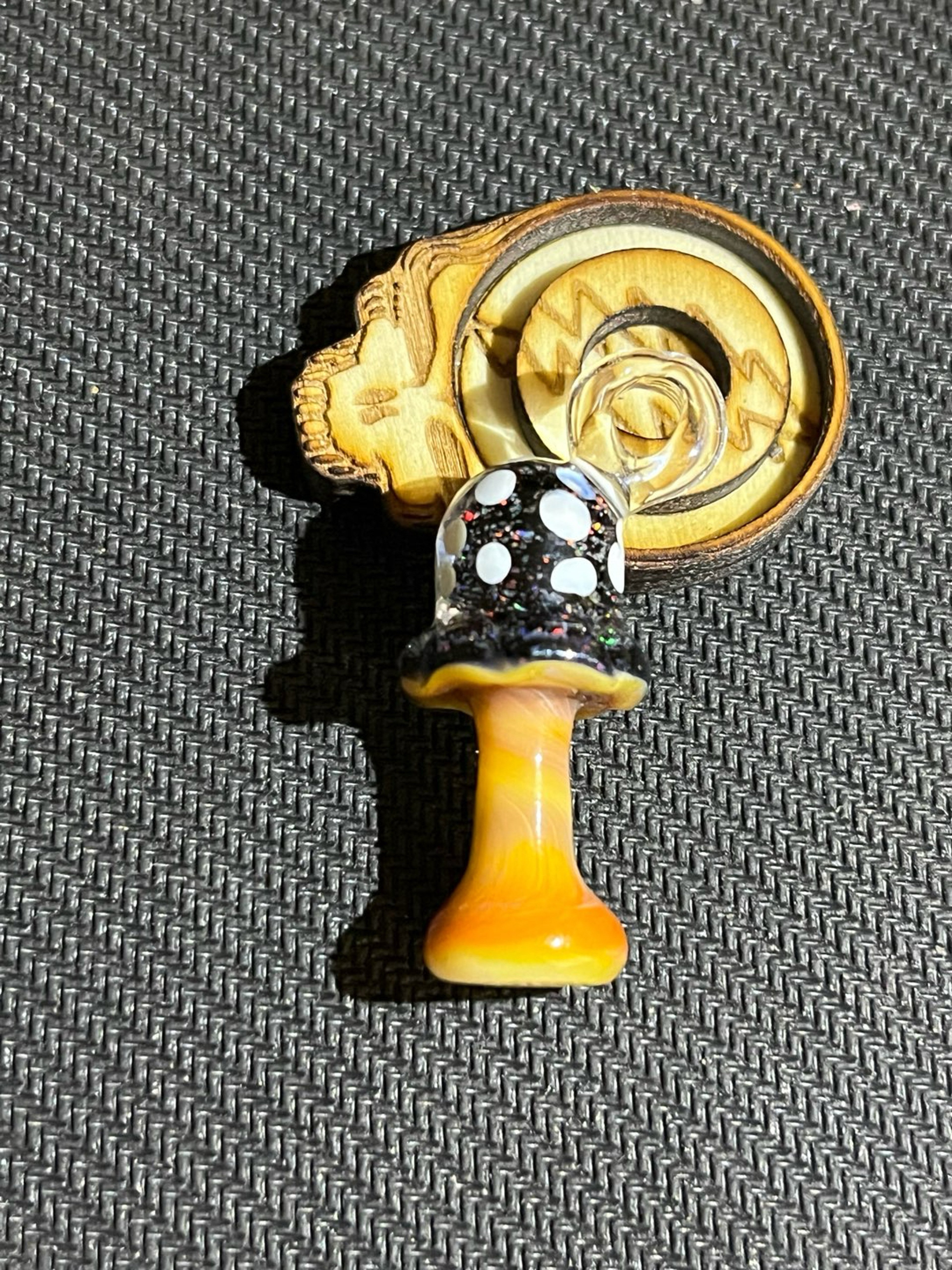 Preview pic of Mushroom pendant