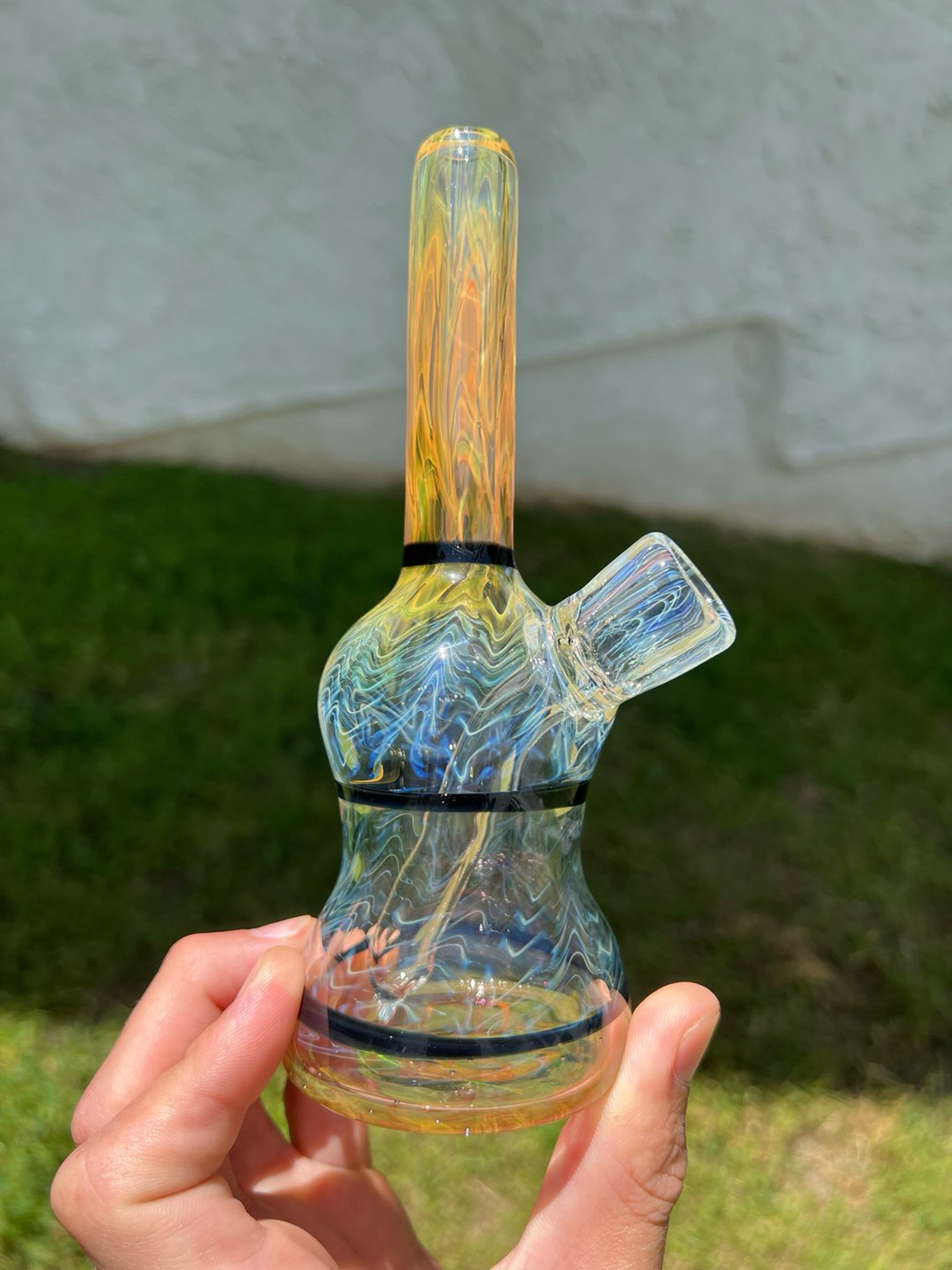 Preview pic of Silver and gold fumed, 14mm single hole rig.
