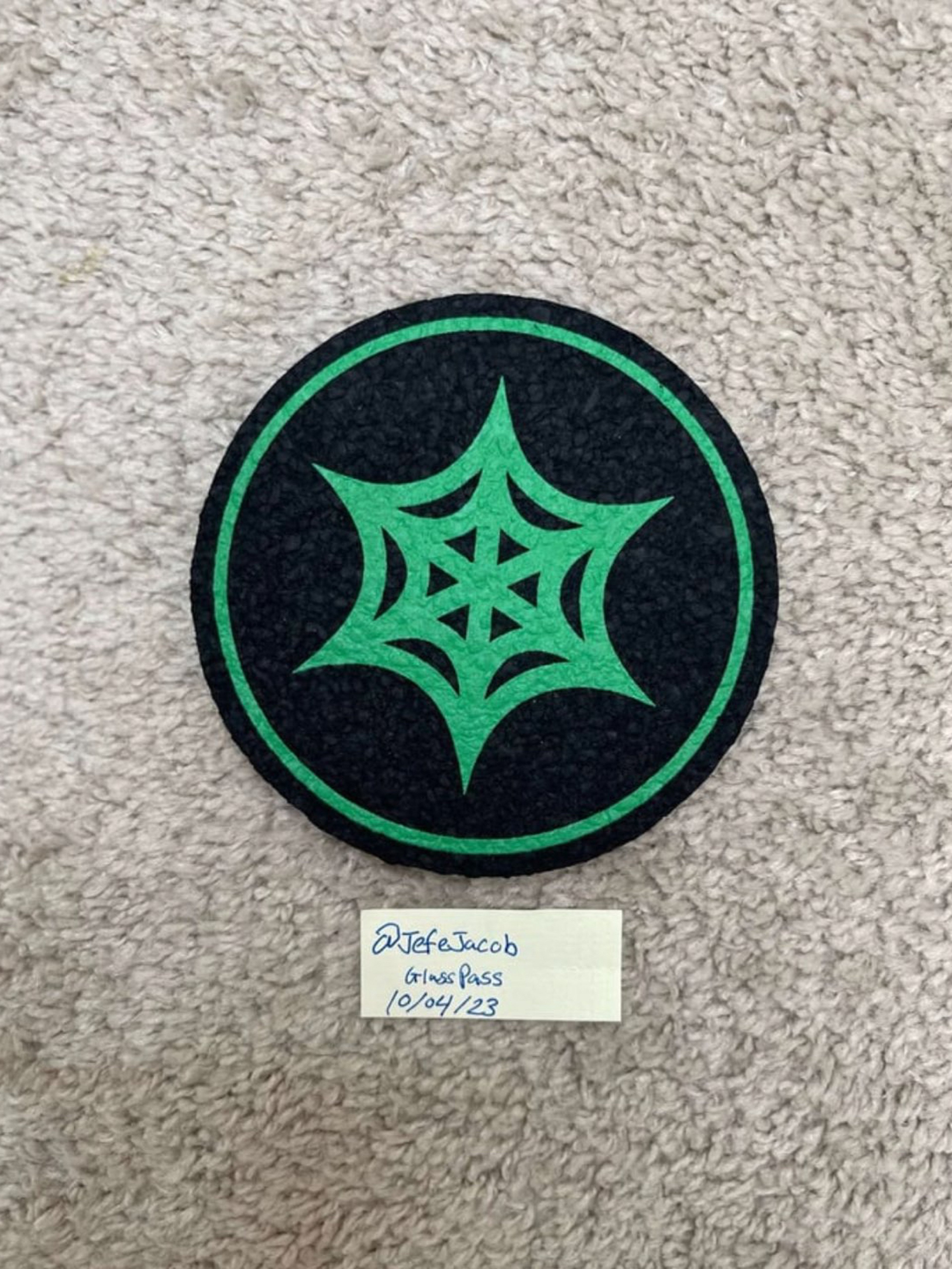 Preview pic of Spider Glass Green Mood Mat