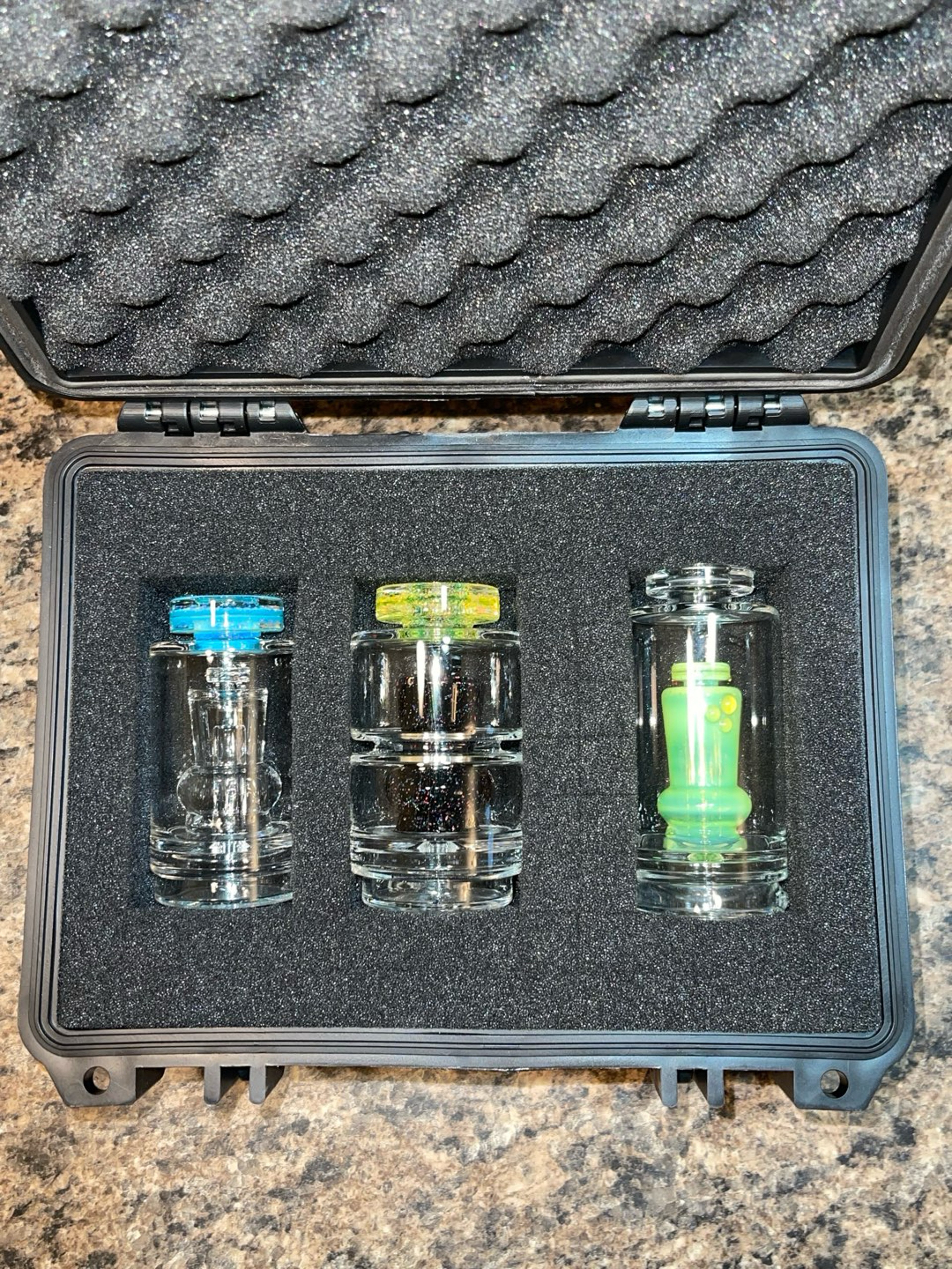 Preview pic of Spider glass puffco tops