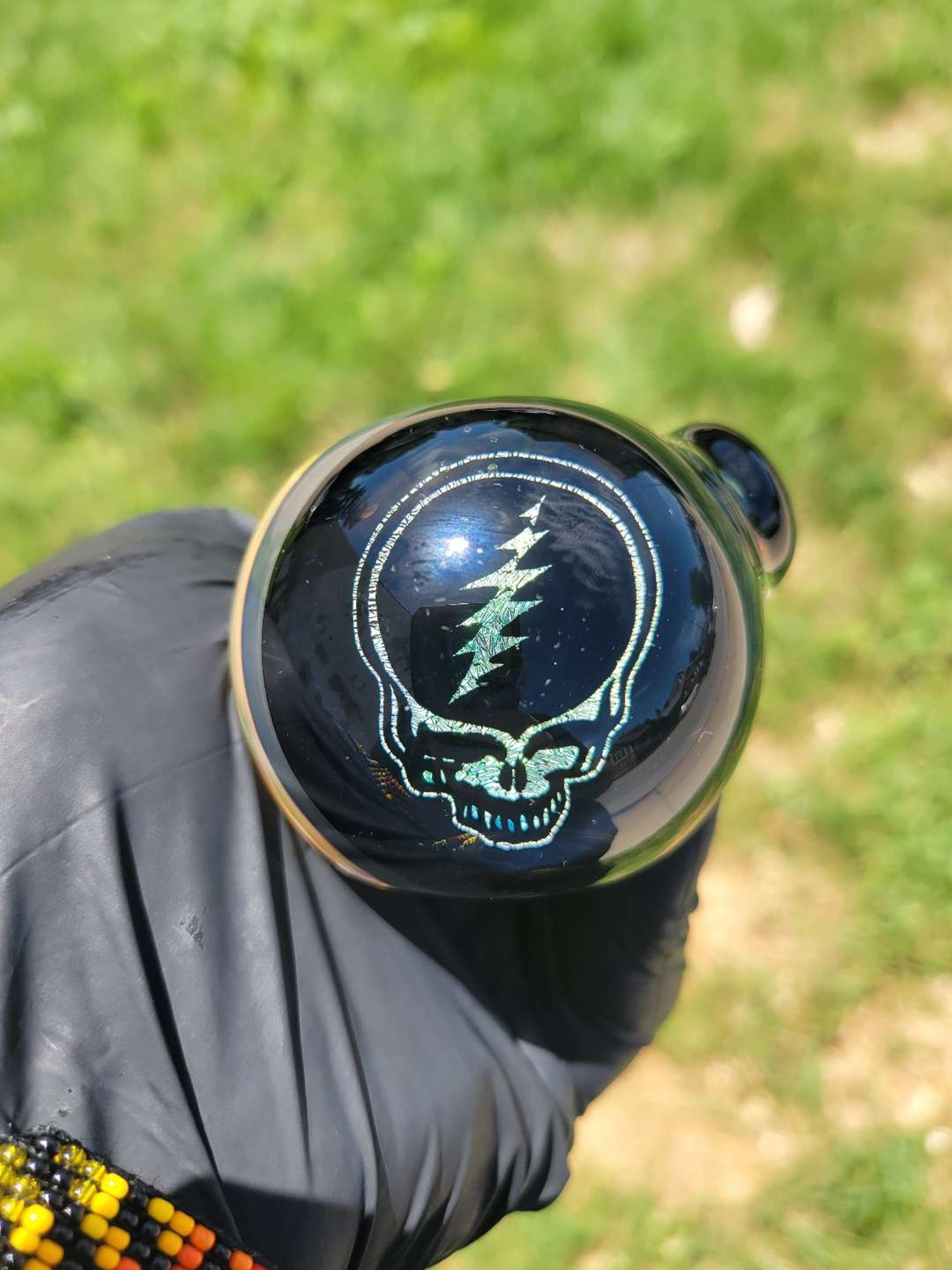 Preview pic of TALENT GLASSWORKS STEAL YOUR FACE