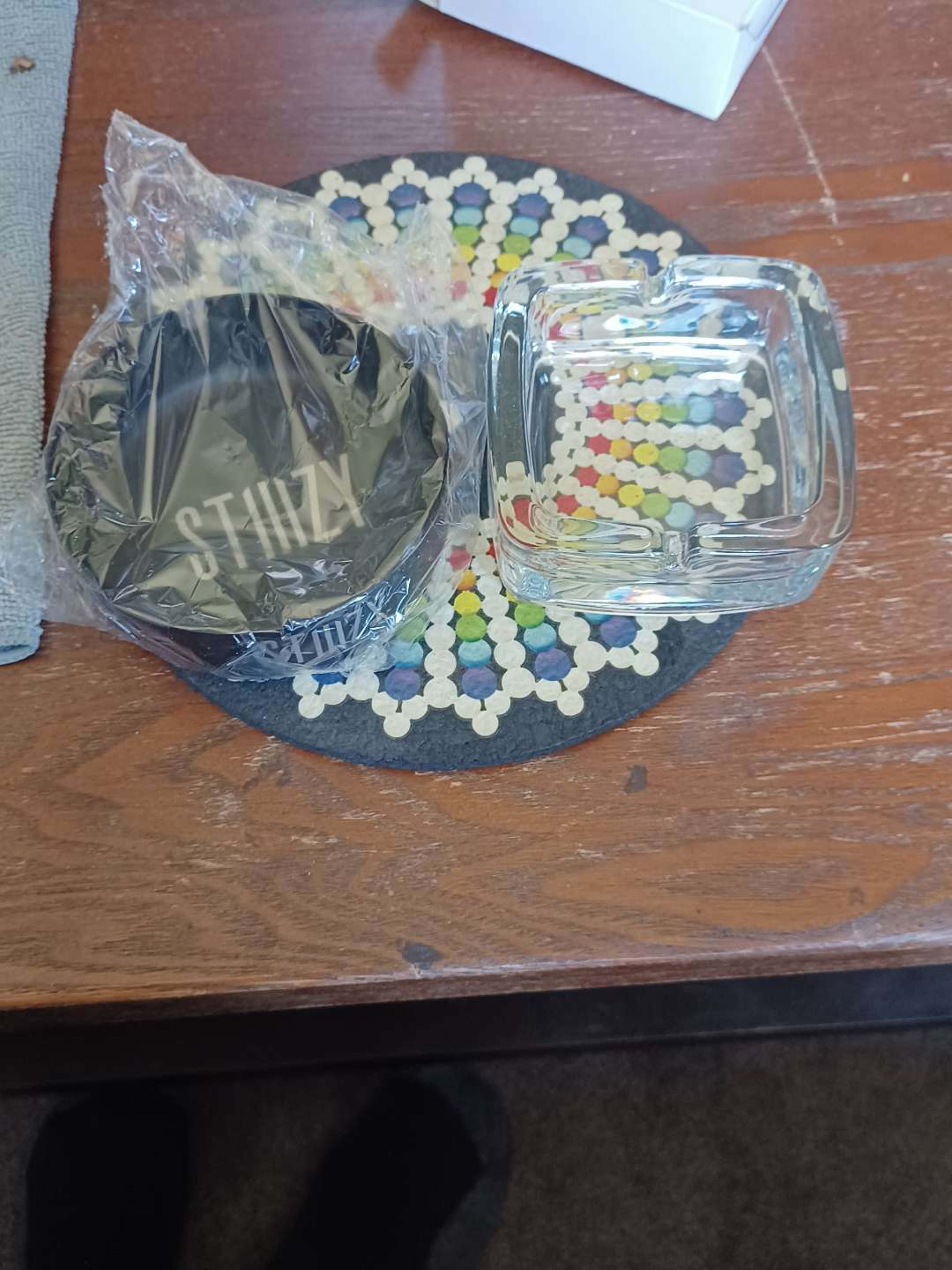 Preview pic of Ash trays