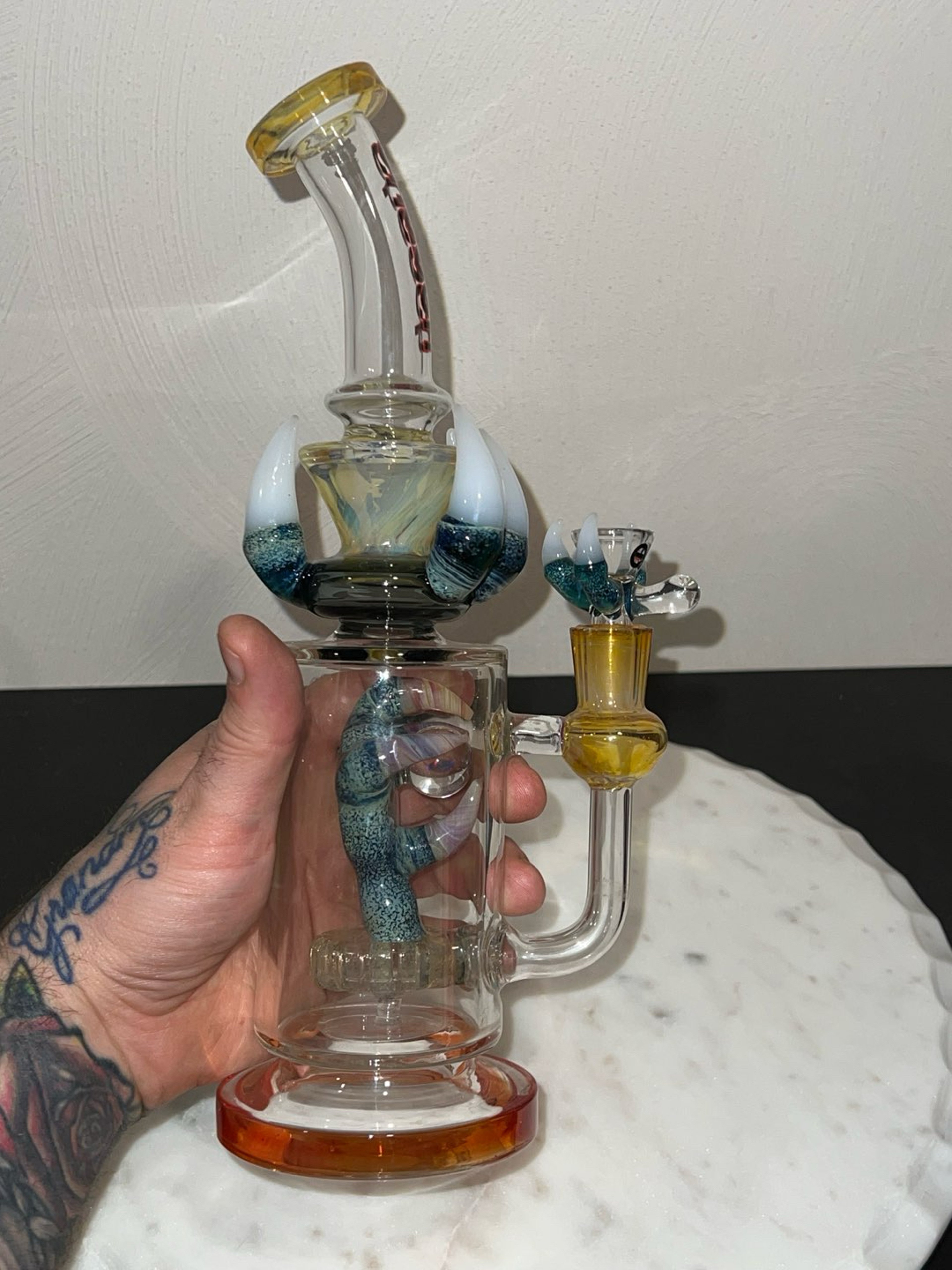 Preview pic of Cheech glass 14mm bong w/matching slide