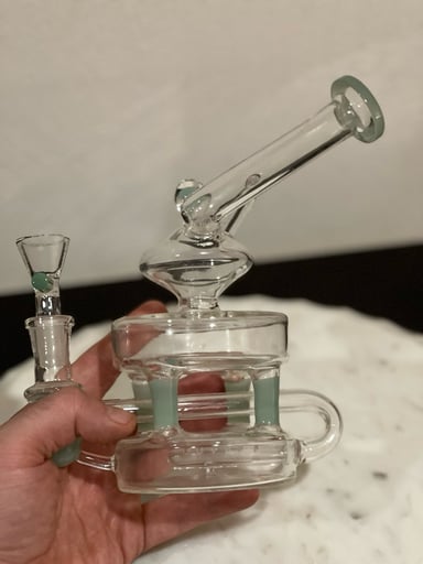 Preview pic of 14mm recycler w/teal accents