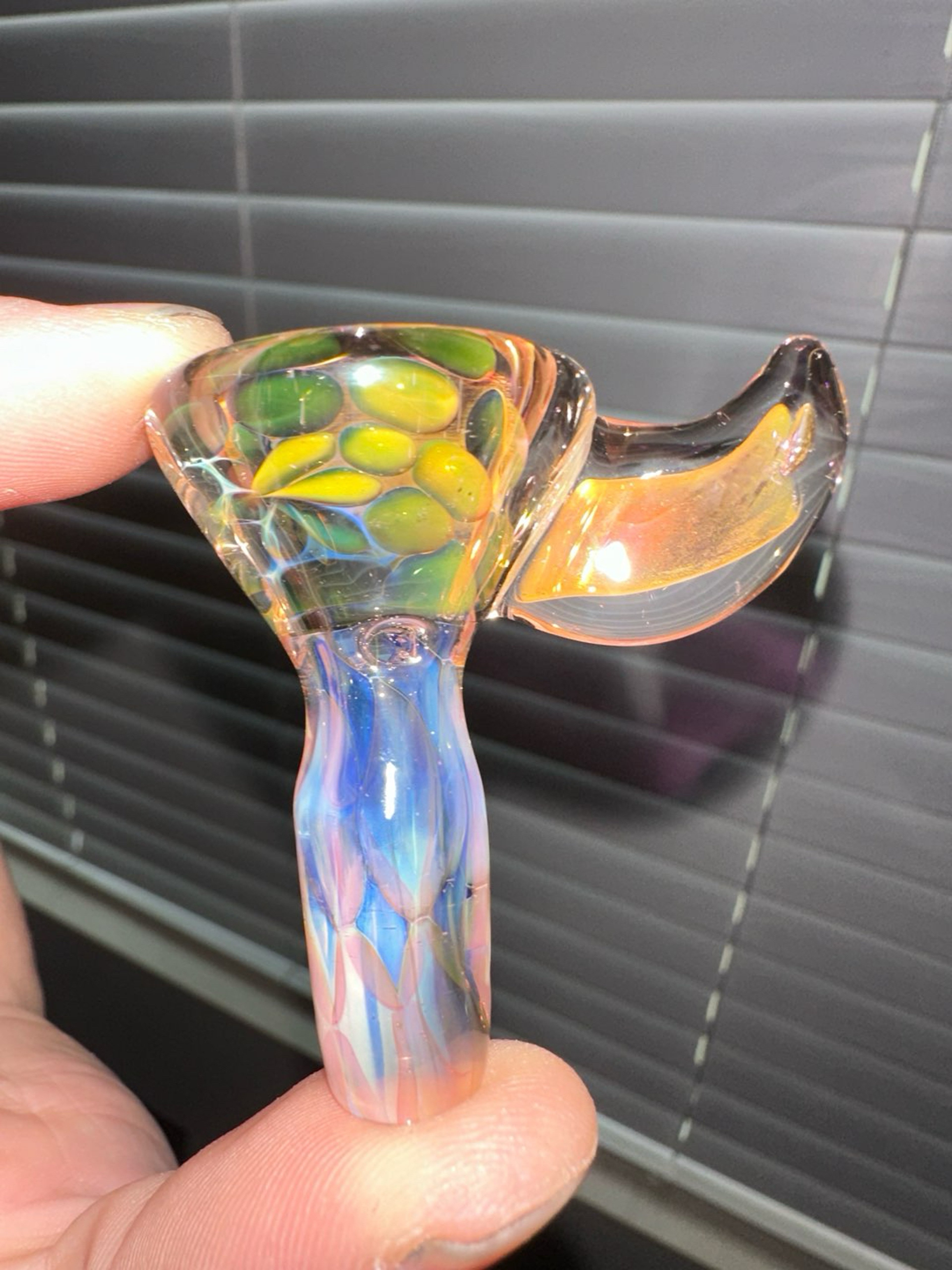 Preview pic of Dizzle 2 hole slide