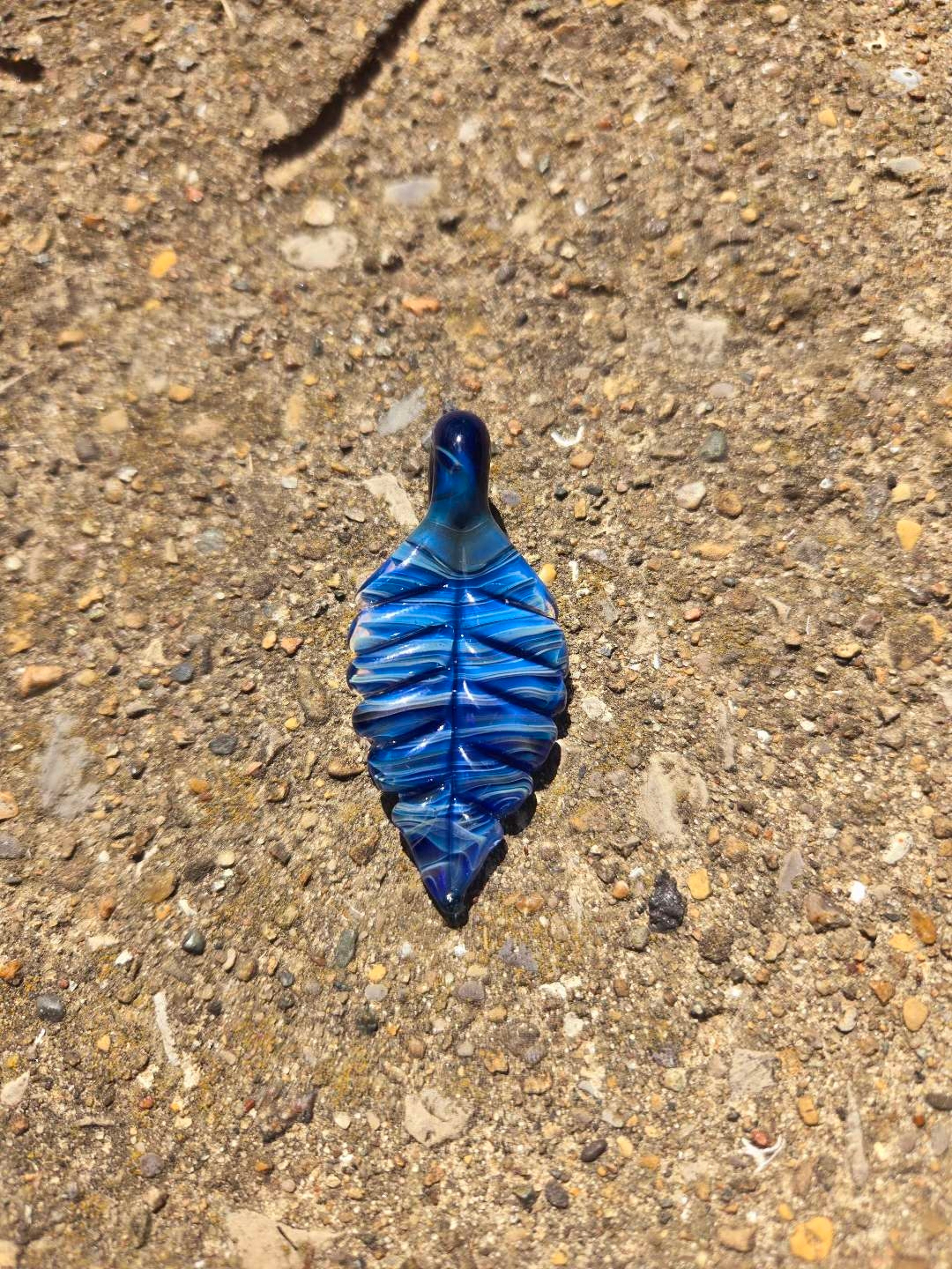 Preview pic of Layered Leaf Pendant