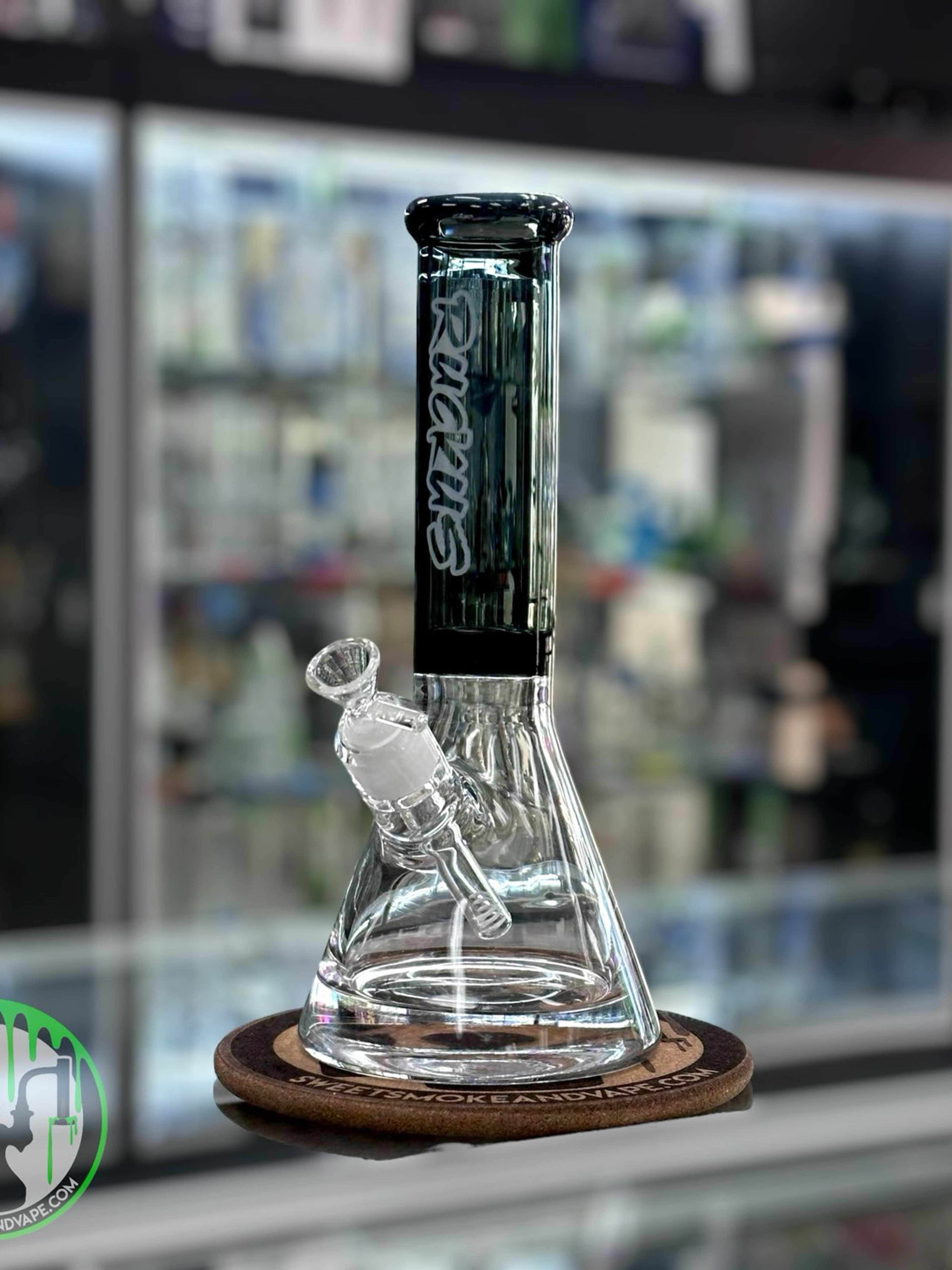 Preview pic of Ruckus Beaker Bong
