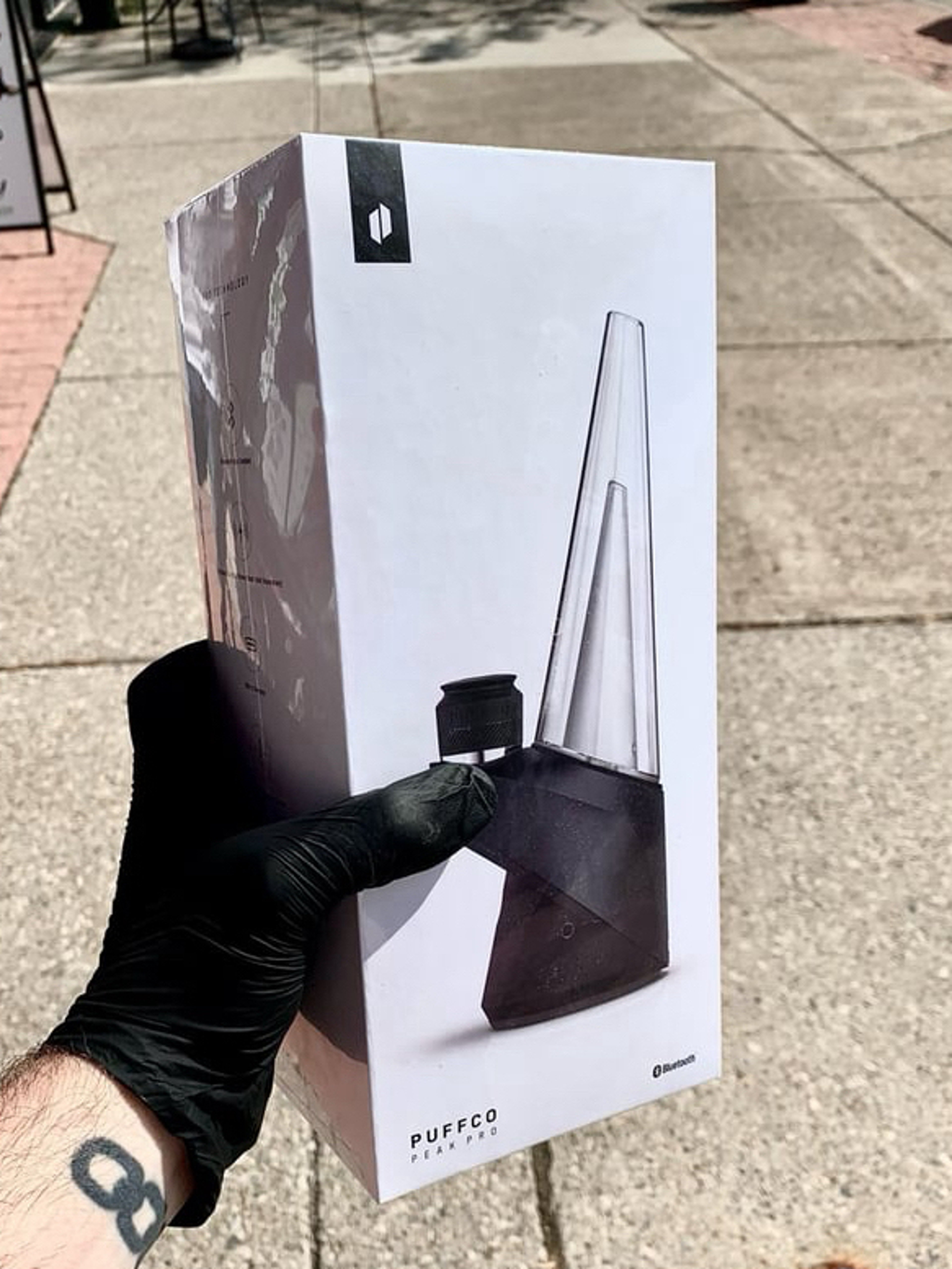 Preview pic of Puffco Peak Pro V1 + 3D chamber (new)