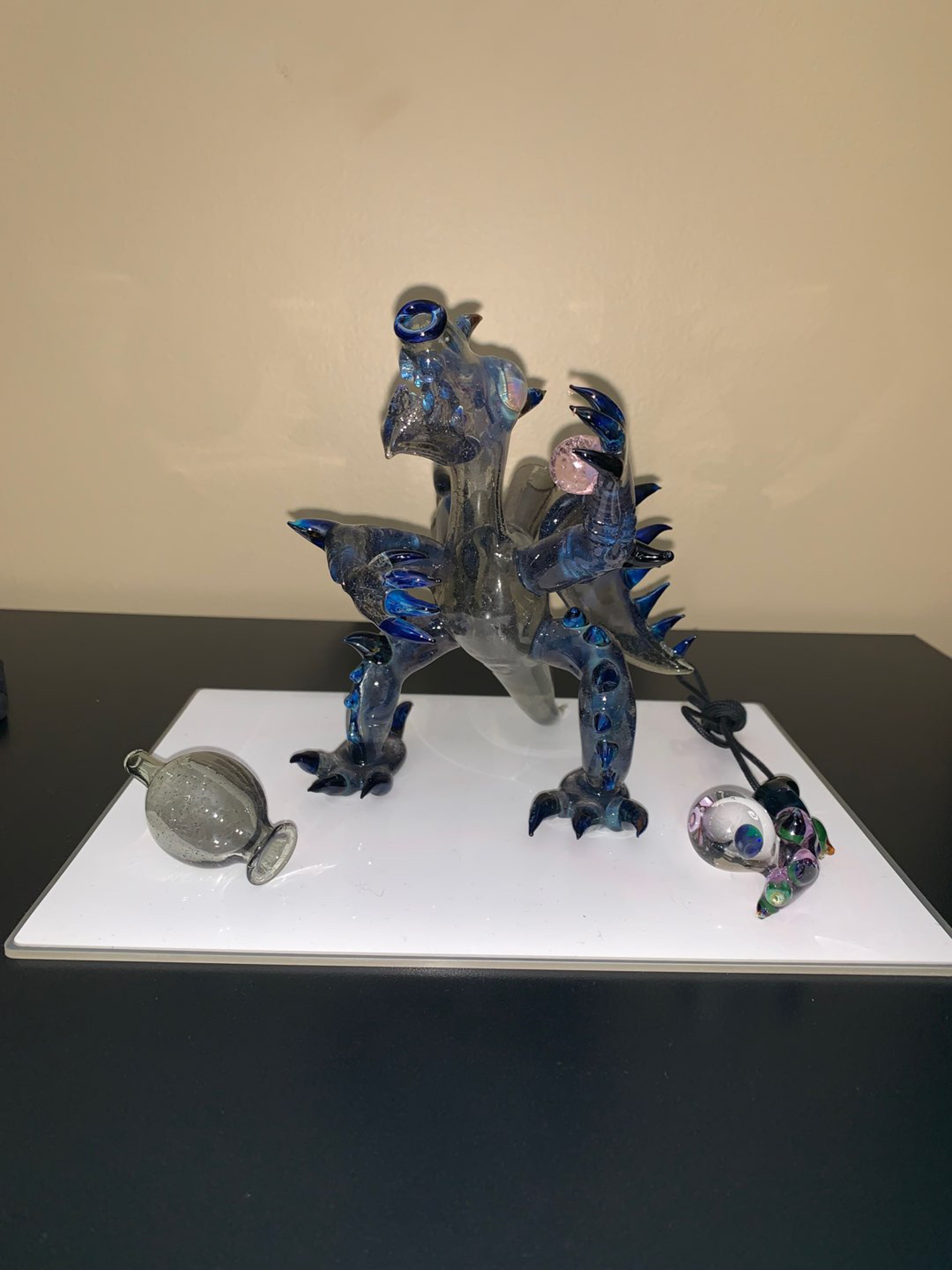 Preview pic of Boss Glass Parallax Dragon