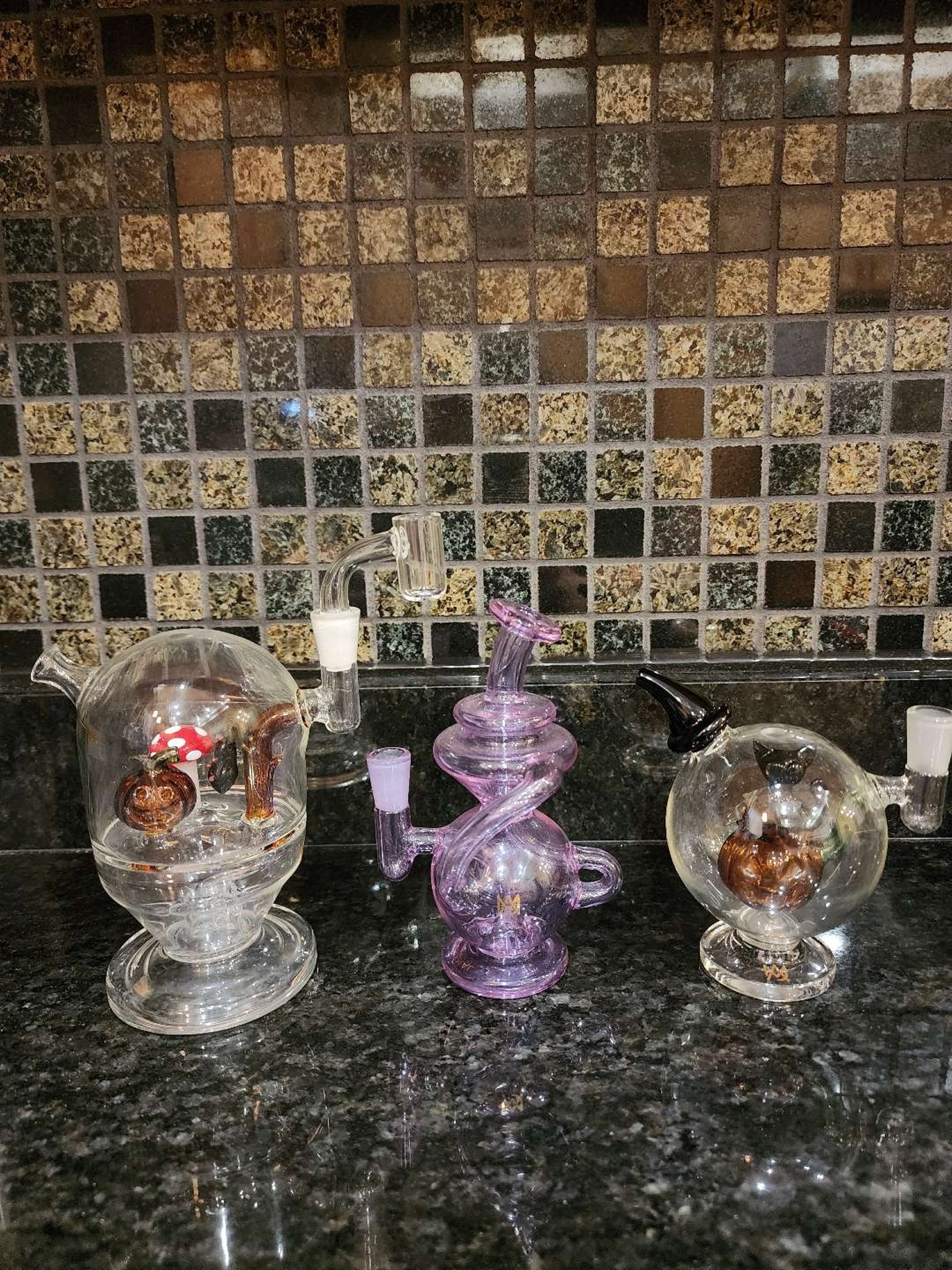 Preview pic of MJ arsenal set of 3 mini rigs halloween themed