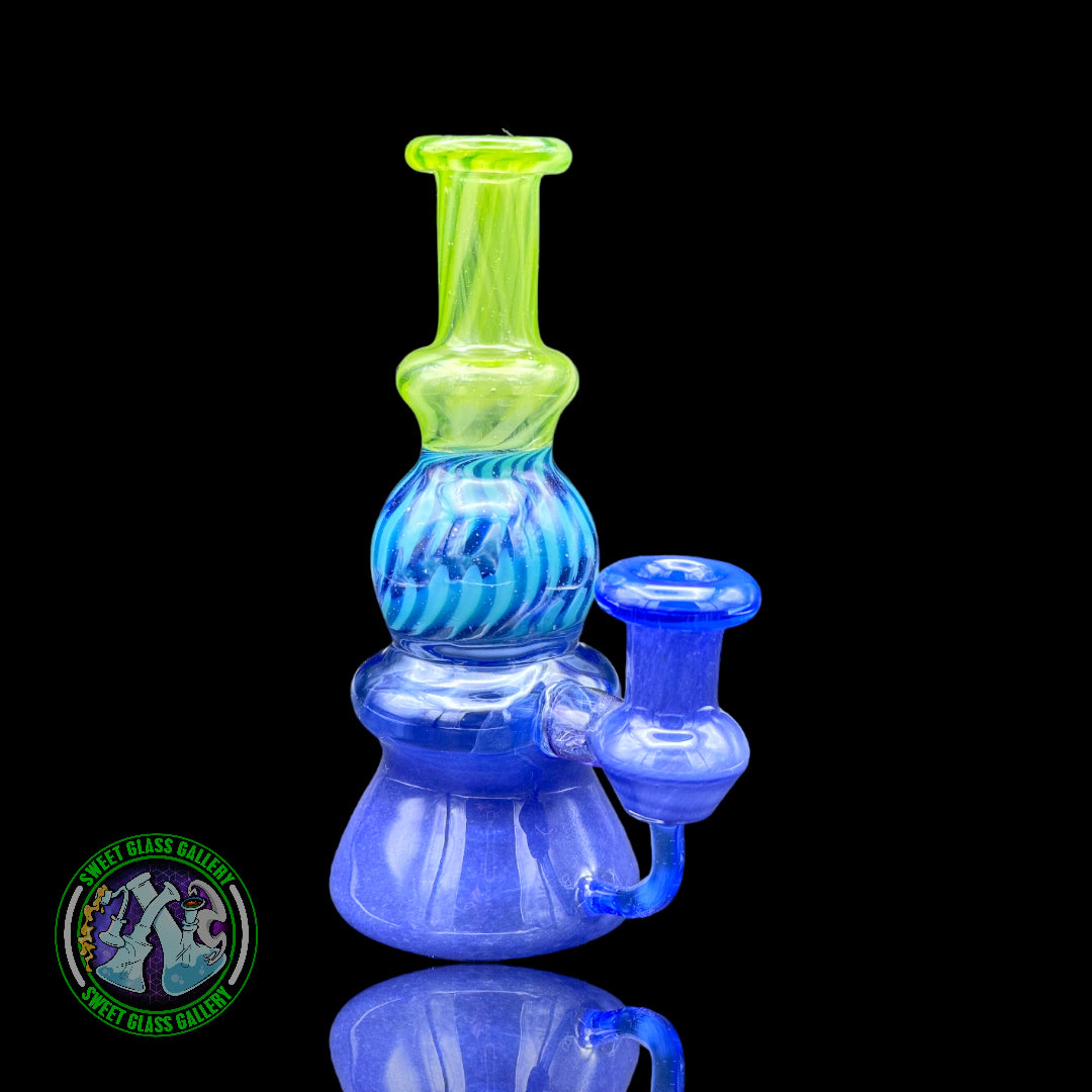 Preview pic of Gurn Glass - Beaker Tube Rig (Blue/Green)