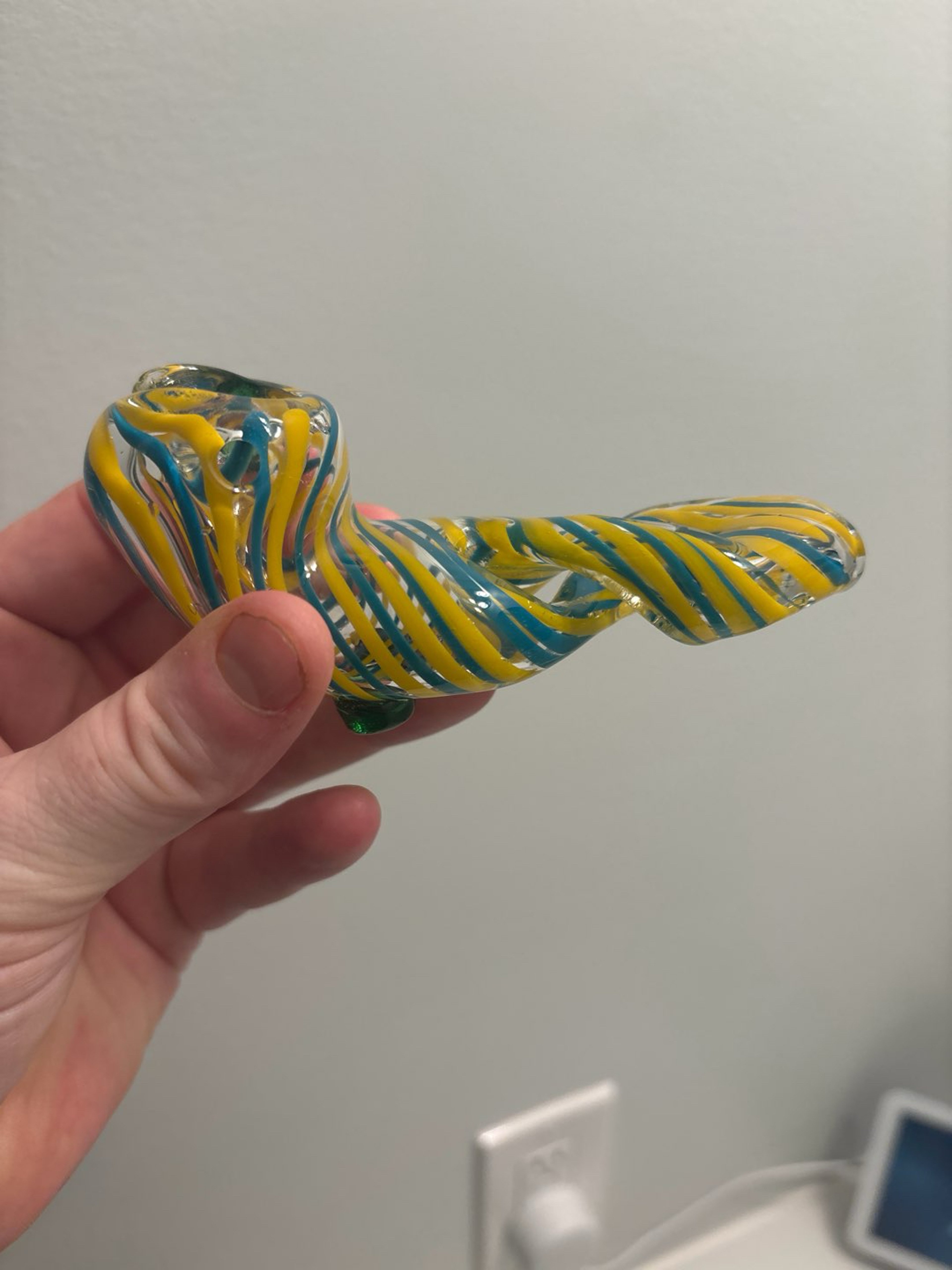 Preview pic of Hand blown pipe