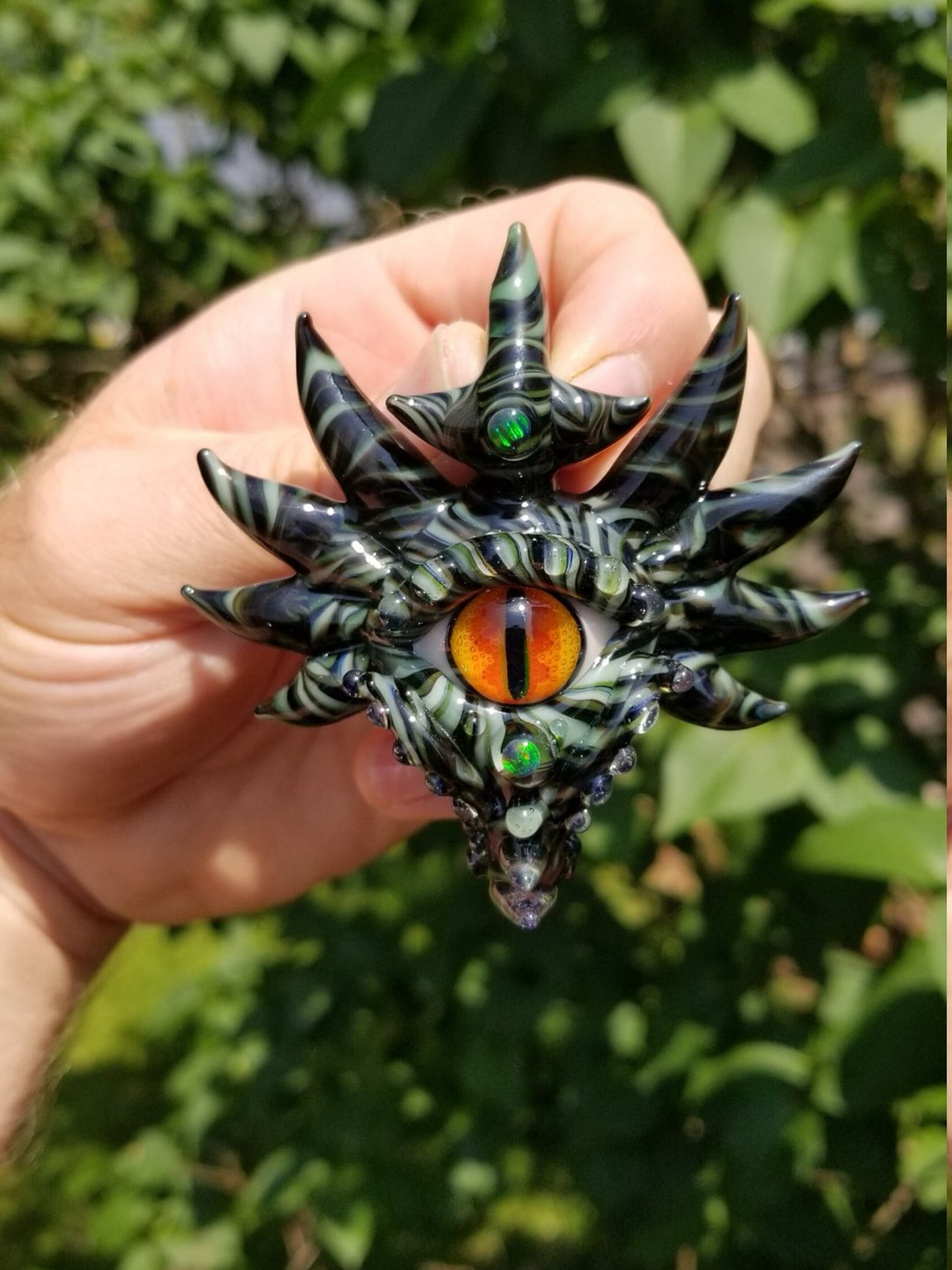 Preview pic of Heady glass dragon eye pendant