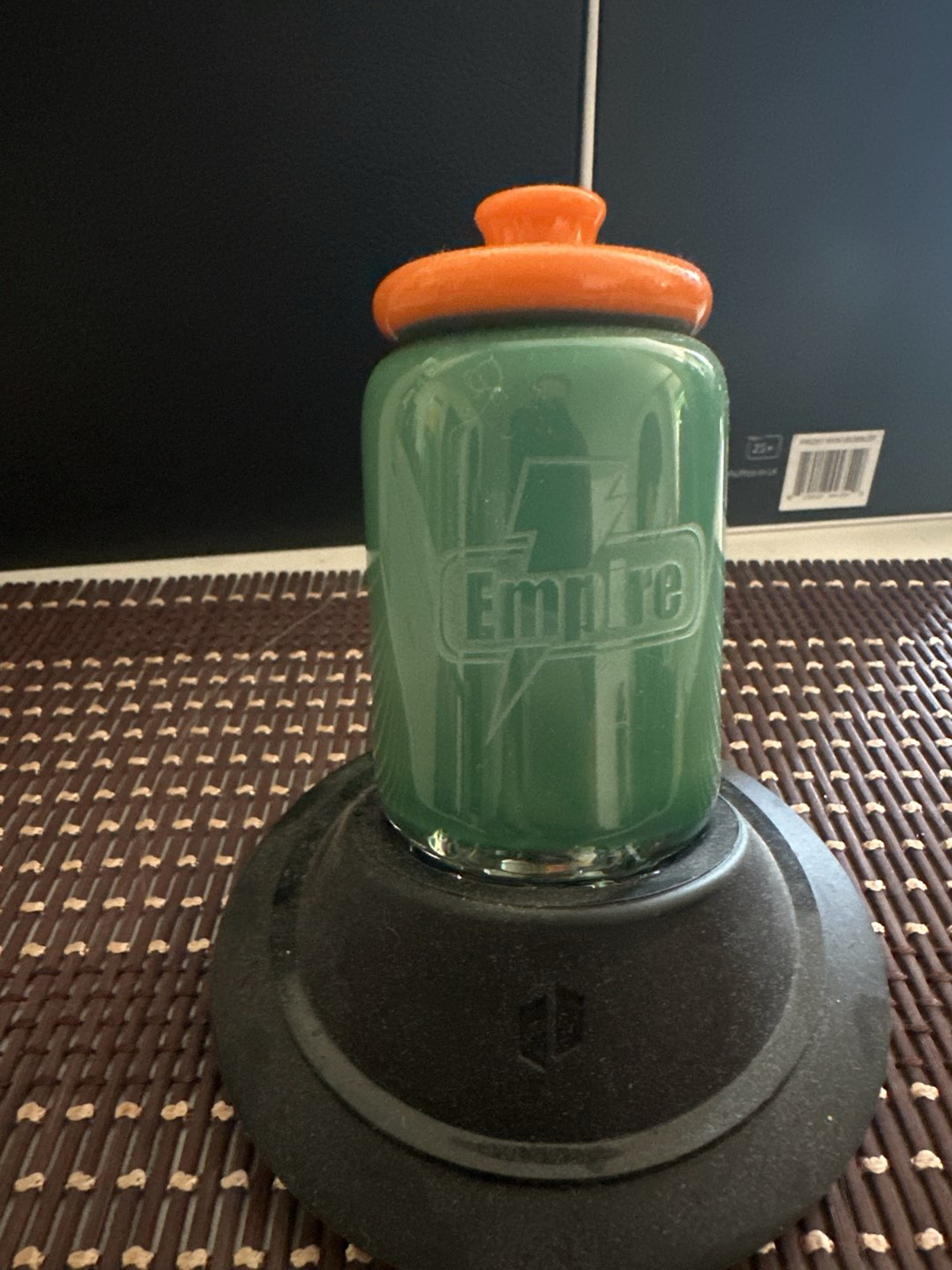 Preview pic of Puffco X Empire Gatorade topper