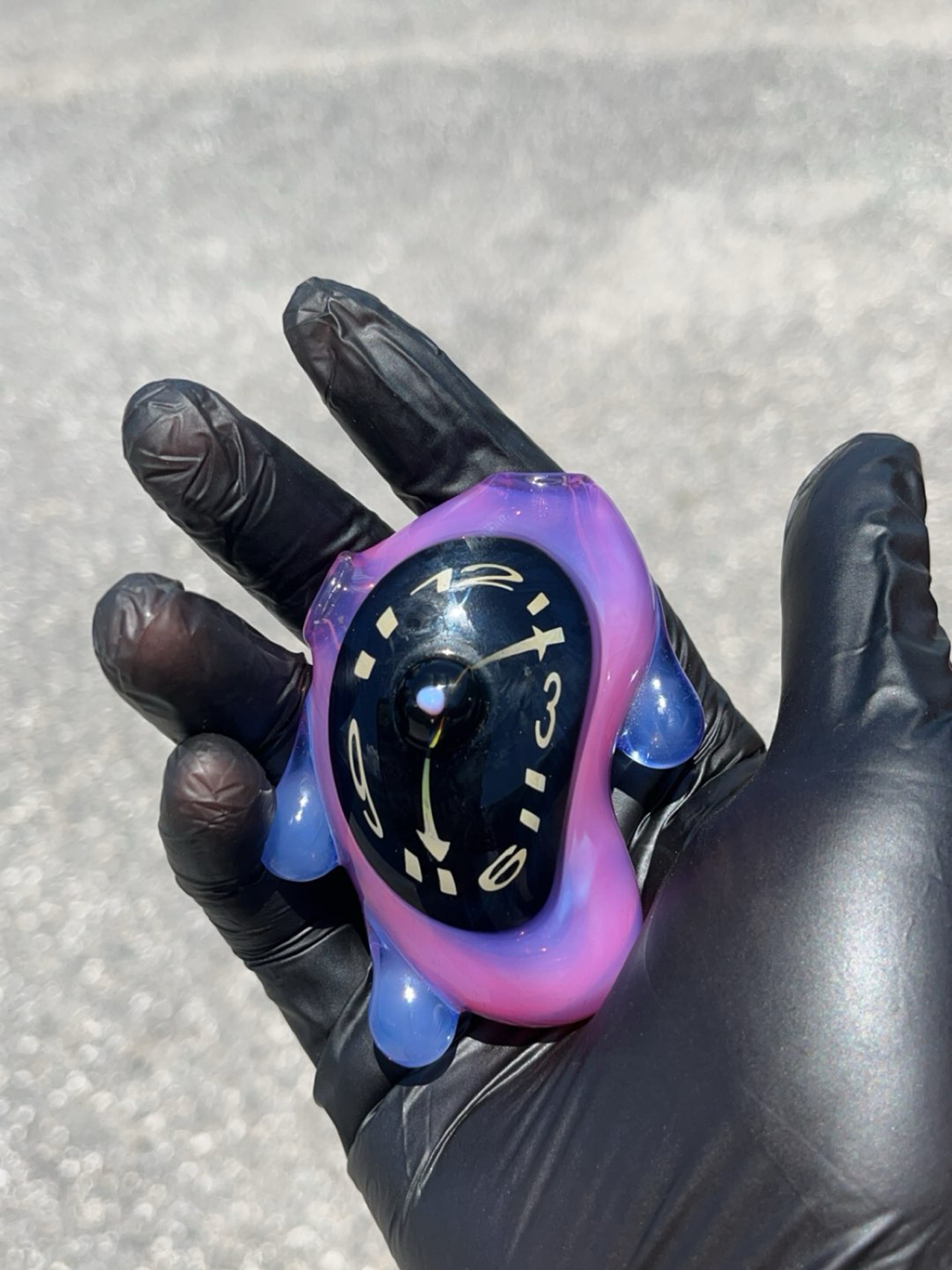 Preview pic of Scoby glass clock pendy